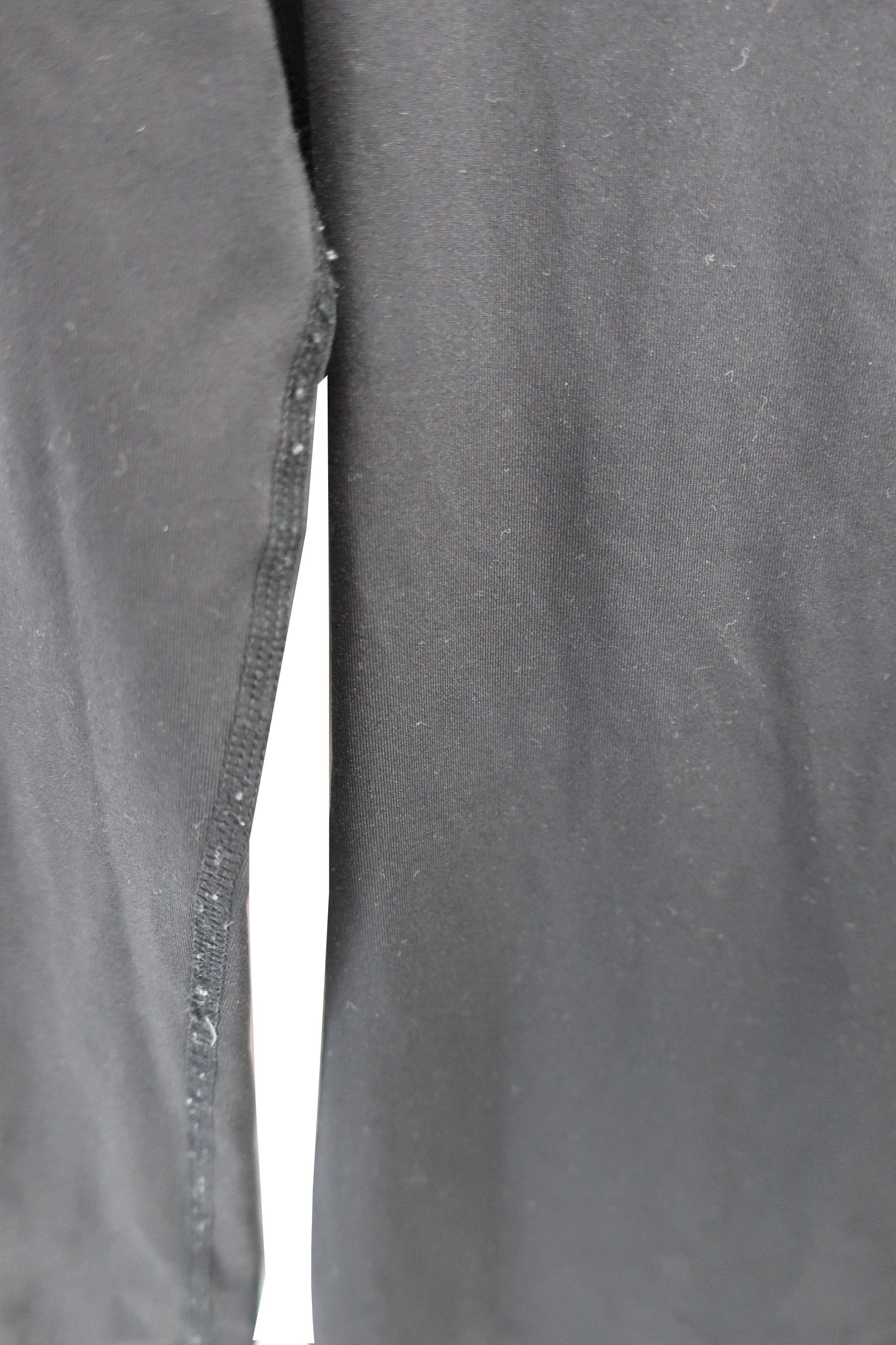 UNDER ARMOUR(アンダーアーマー) ハイネックシャツ 黒 レディース MD A