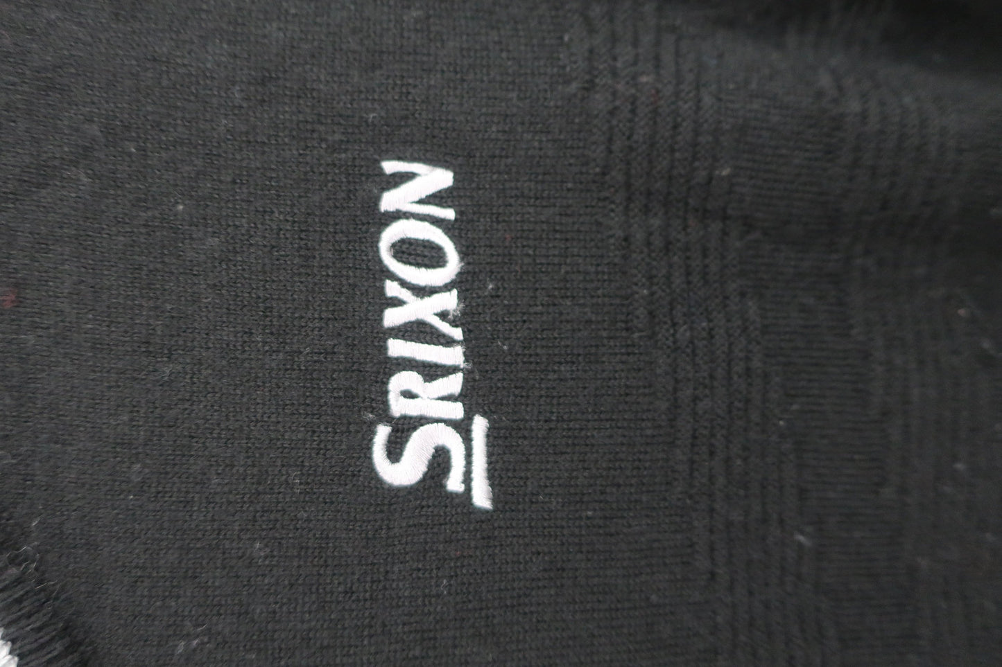 SRIXON(スリクソン) ニットベスト 黒 メンズ M A