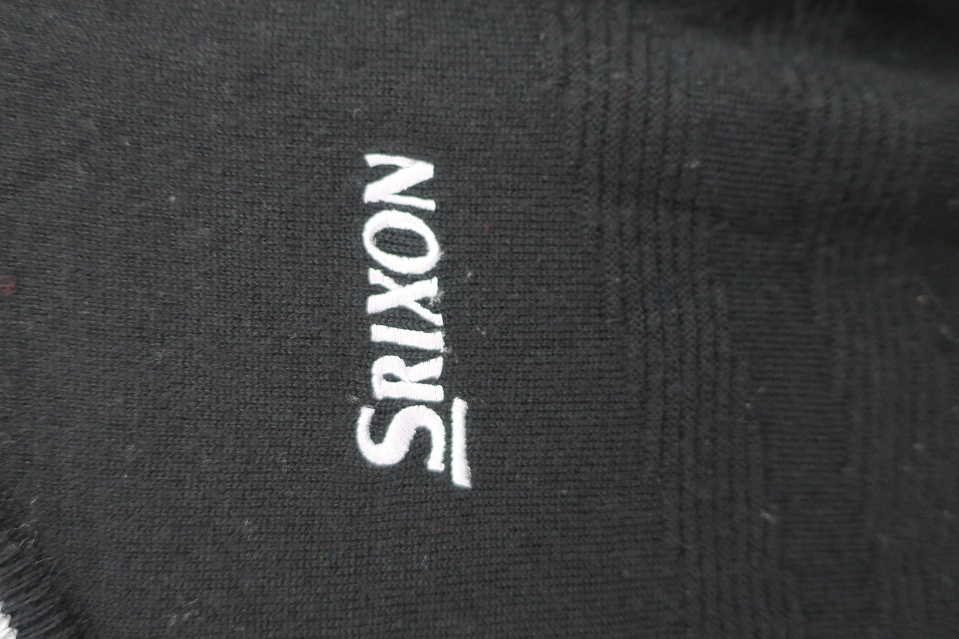 SRIXON(スリクソン) ニットベスト 黒 メンズ M A