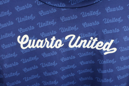 Cuarto UNITED(クアルトユナイテッド) 半袖モックネックシャツ 青ロゴ柄 レディース XL A