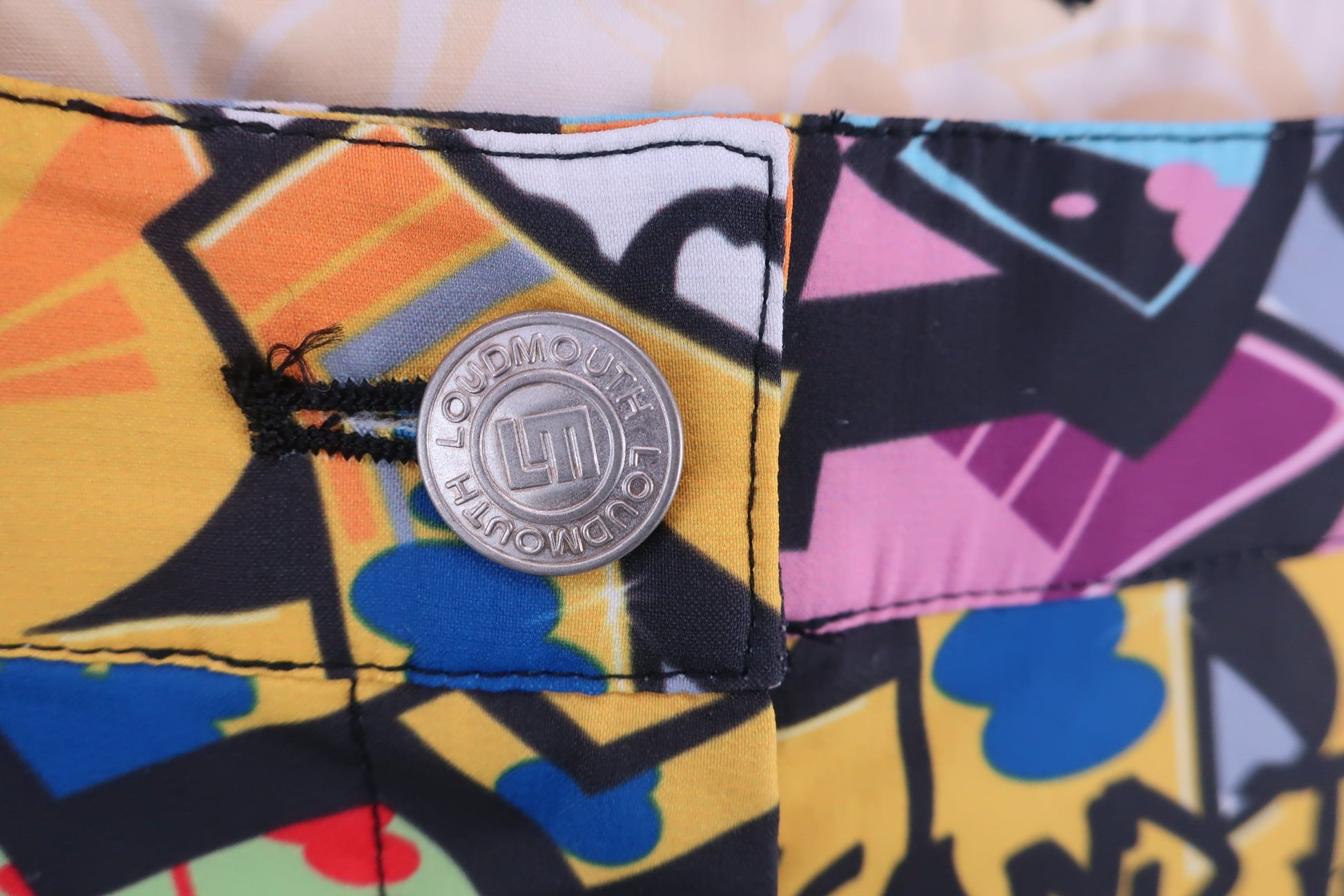 LOUDMOUTH(ラウドマウス) ショートパンツ カラフル総柄 レディース L A