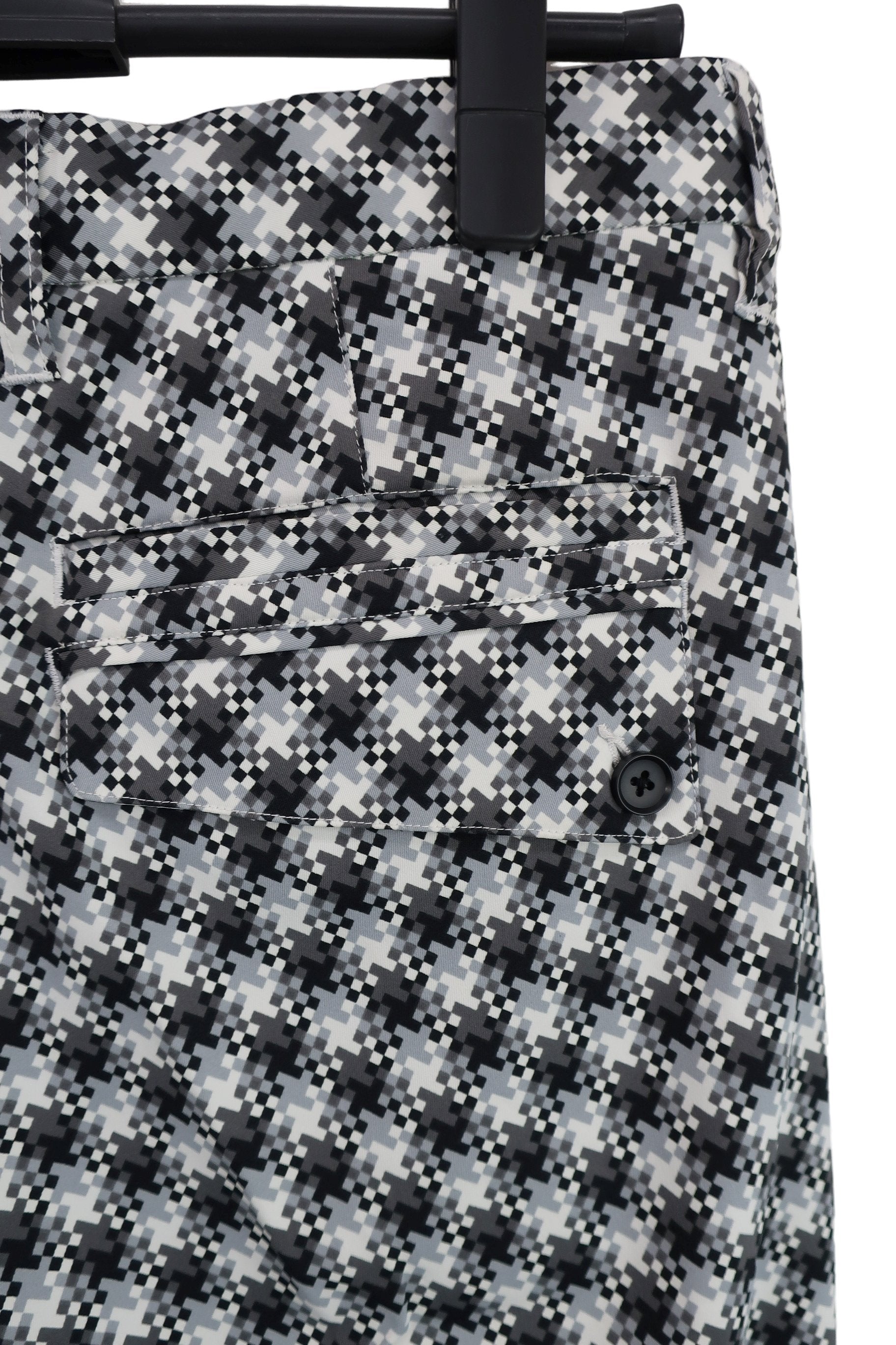 FISCHER(フィッシャー) ハーフパンツ 白黒総柄 メンズ LL A