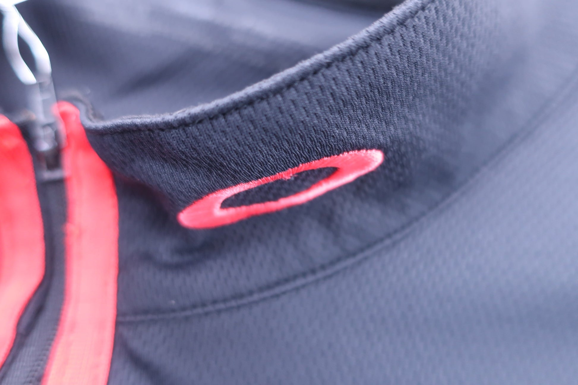 OAKLEY(オークリー) ハーフジップシャツ 黒 メンズ O B