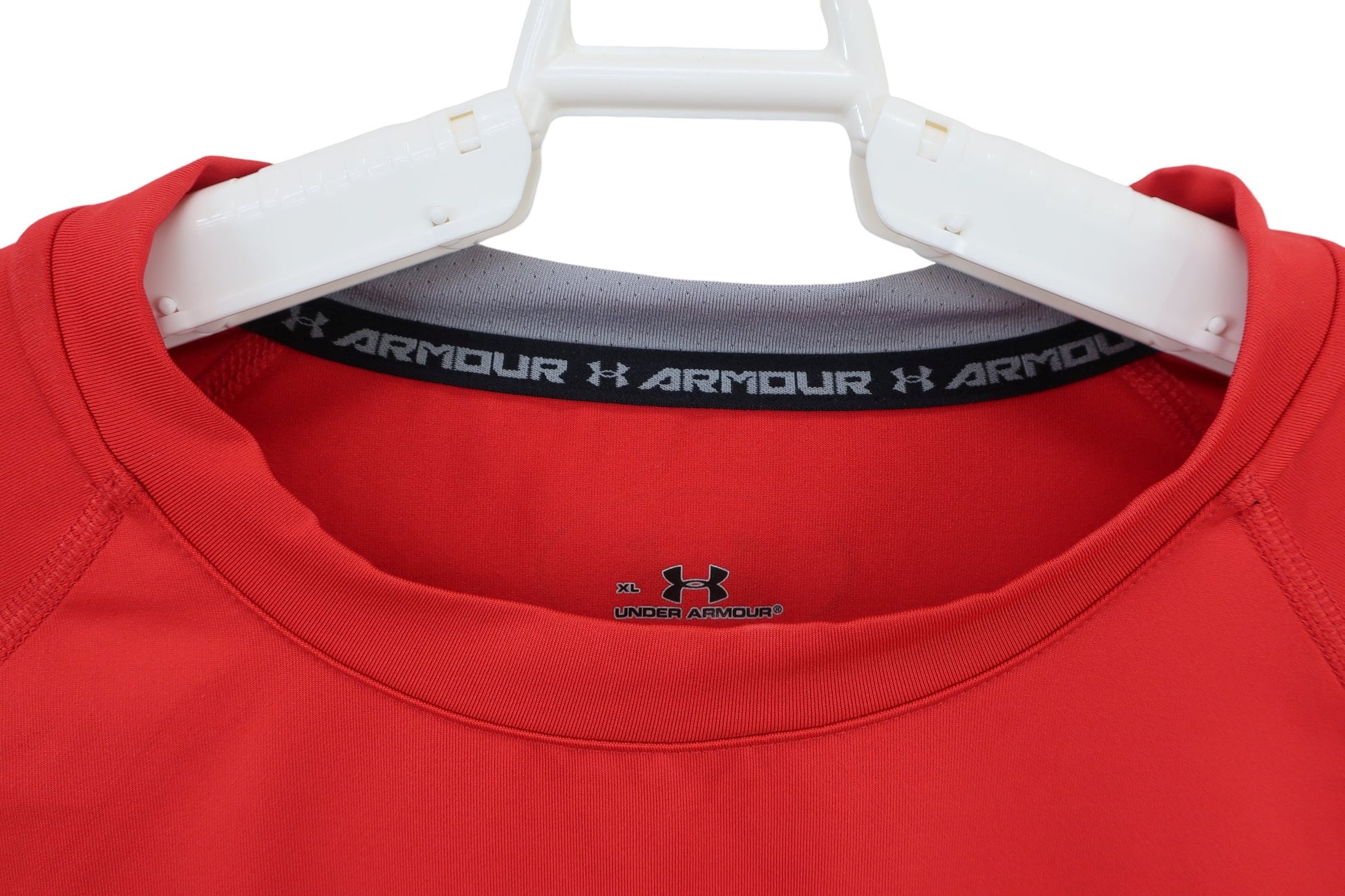 UNDER ARMOUR(アンダーアーマー) アンダーシャツ 赤 メンズ XL A