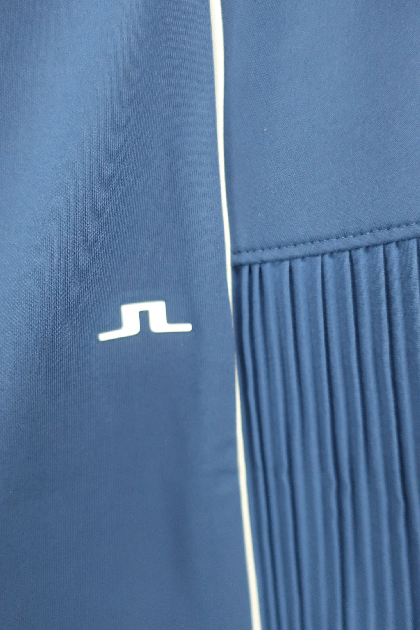 J.LINDEBERG(ジェイ リンドバーグ) スカート ネイビー レディース M A