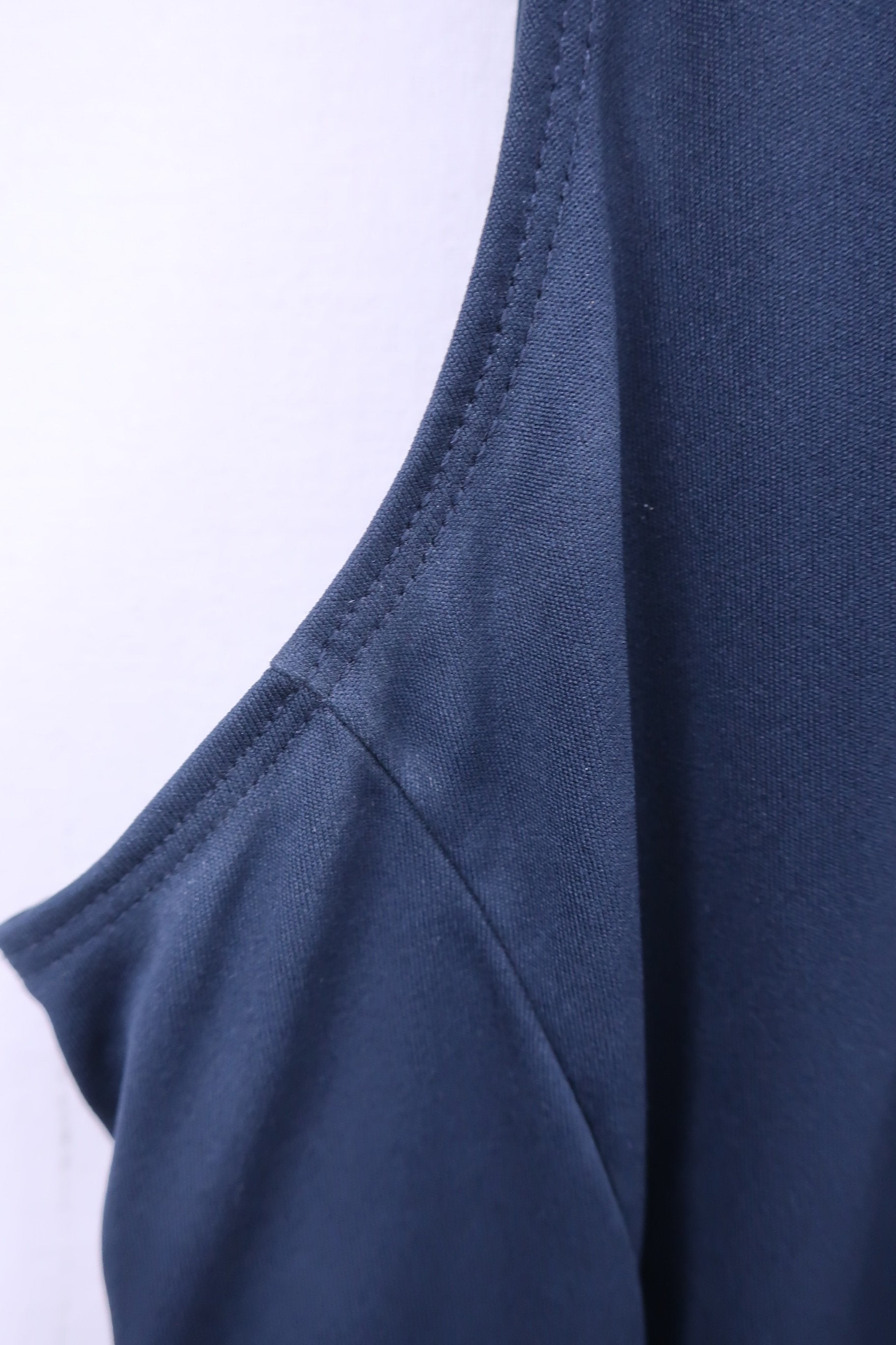 J.LINDEBERG(ジェイ リンドバーグ) ノースリーブワンピース(インナーパンツ付き) ネイビー レディース M A