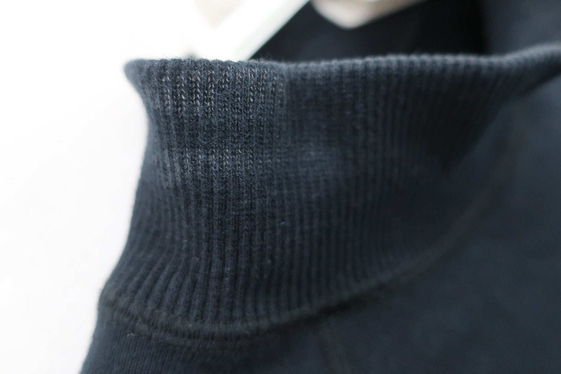 M.U SPORTS(エムユースポーツ) トレーナー 黒 レディース F B