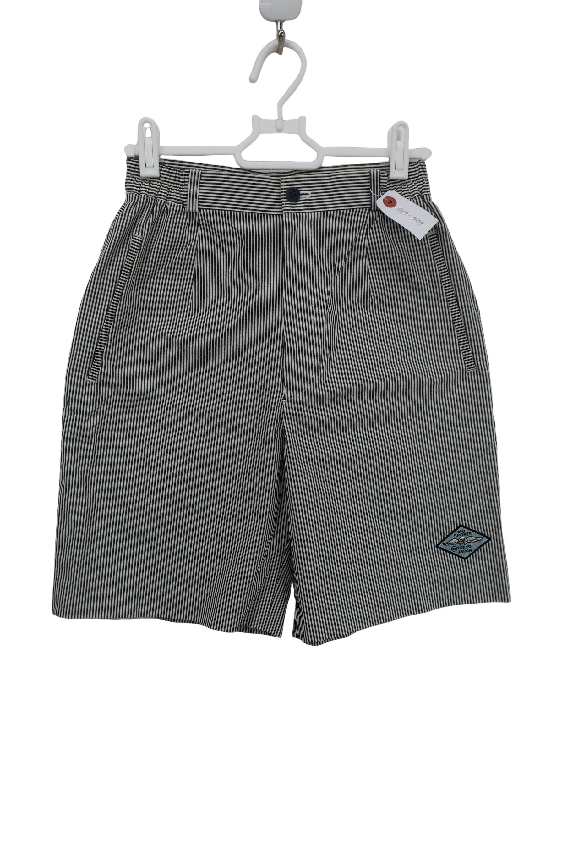 M.U SPORTS(エムユースポーツ) ショートパンツ 黒白ボーダー レディース 40 A