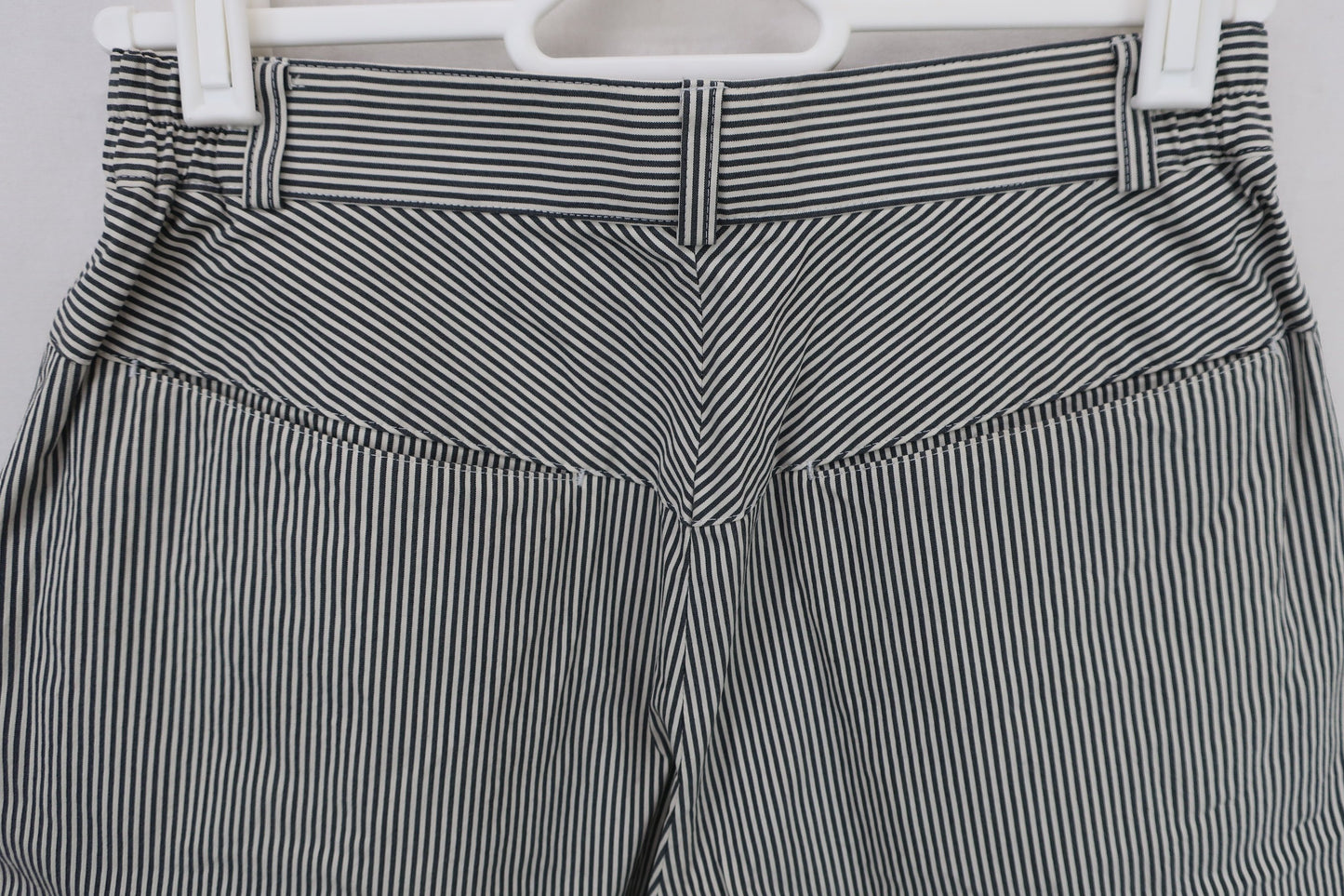 M.U SPORTS(エムユースポーツ) ショートパンツ 黒白ボーダー レディース 40 A