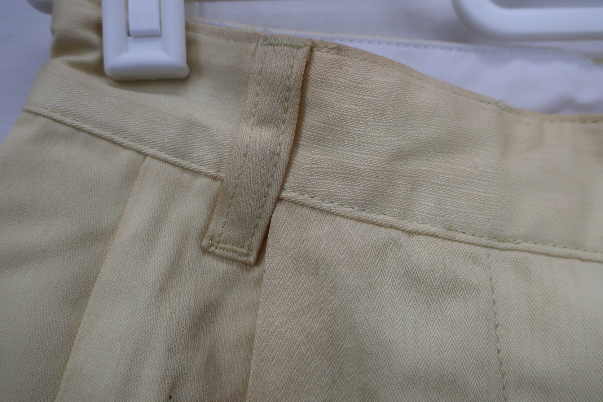 MICHIKO LONDON(ミチコロンドン) ショートパンツ 黄色 レディース 63 N