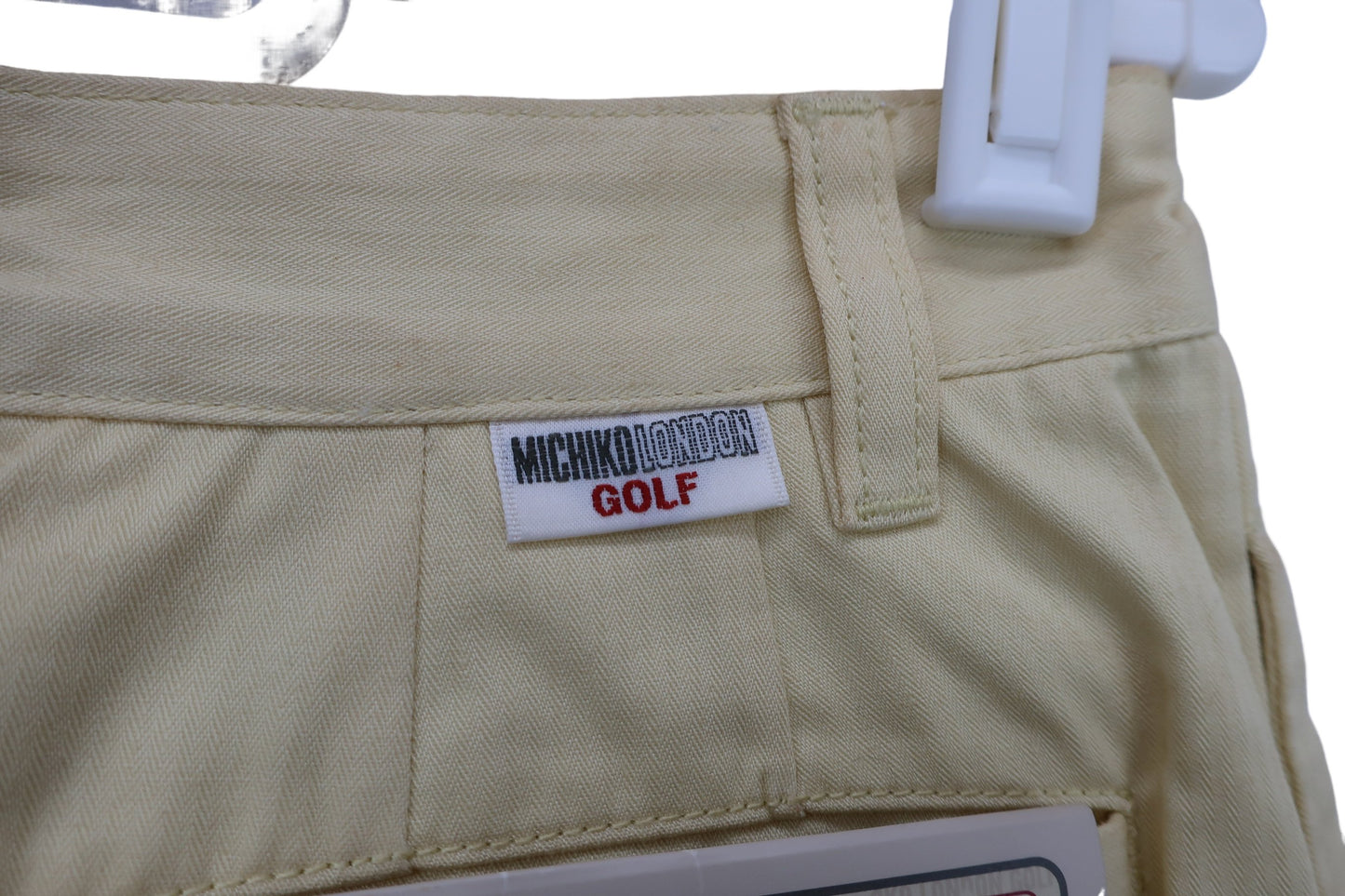 MICHIKO LONDON(ミチコロンドン) ショートパンツ 黄色 レディース 63 N