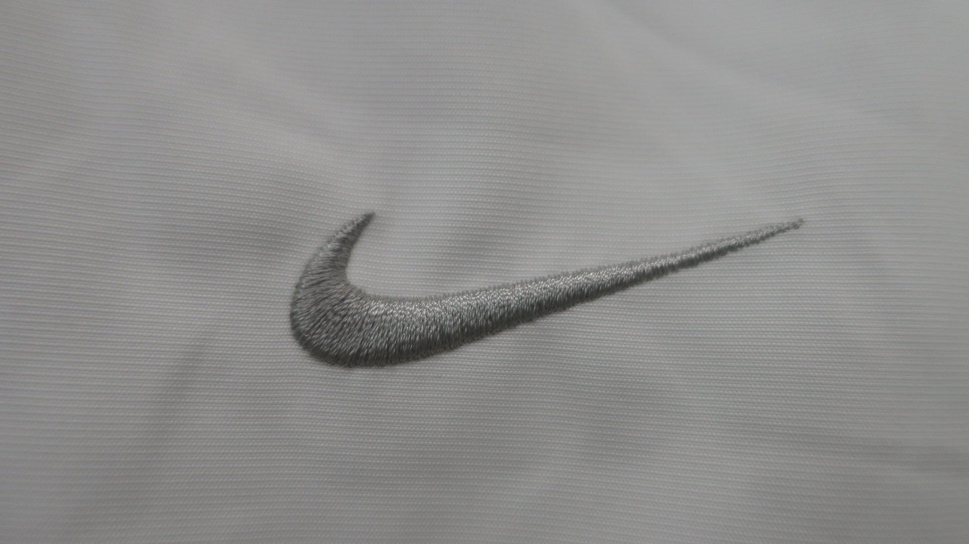 NIKE GOLF(ナイキゴルフ) 半袖ハーフジップスニード 白グレー メンズ LGG B