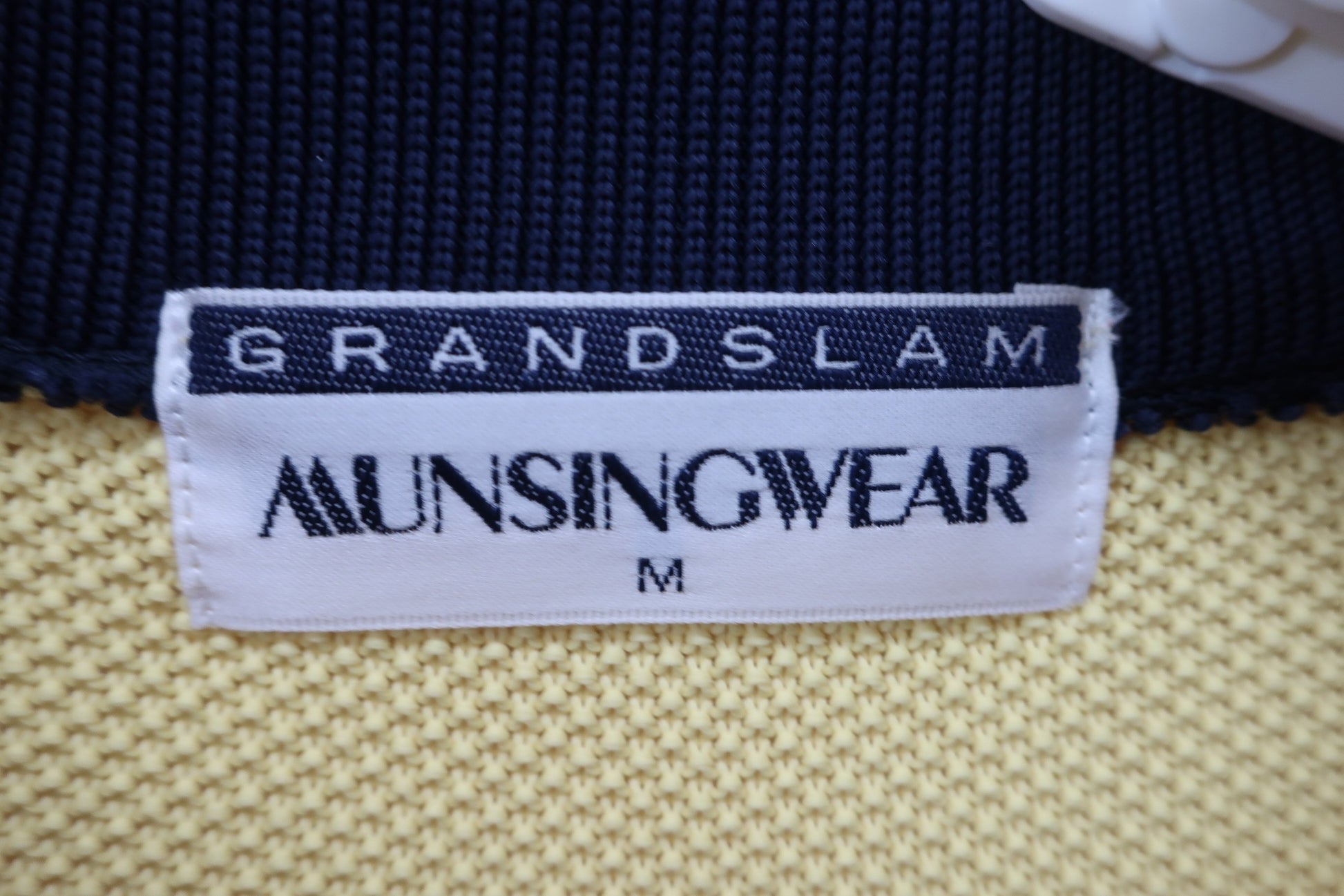 Munsingwear(マンシングウェア) 襟付ニットシャツ 黄色 レディース M B