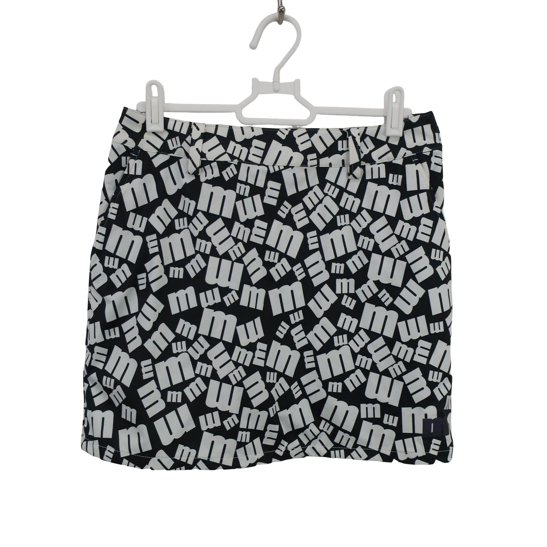 Munsingwear(マンシングウェア) スカート 黒白ロゴ文字柄 レディース 7 A