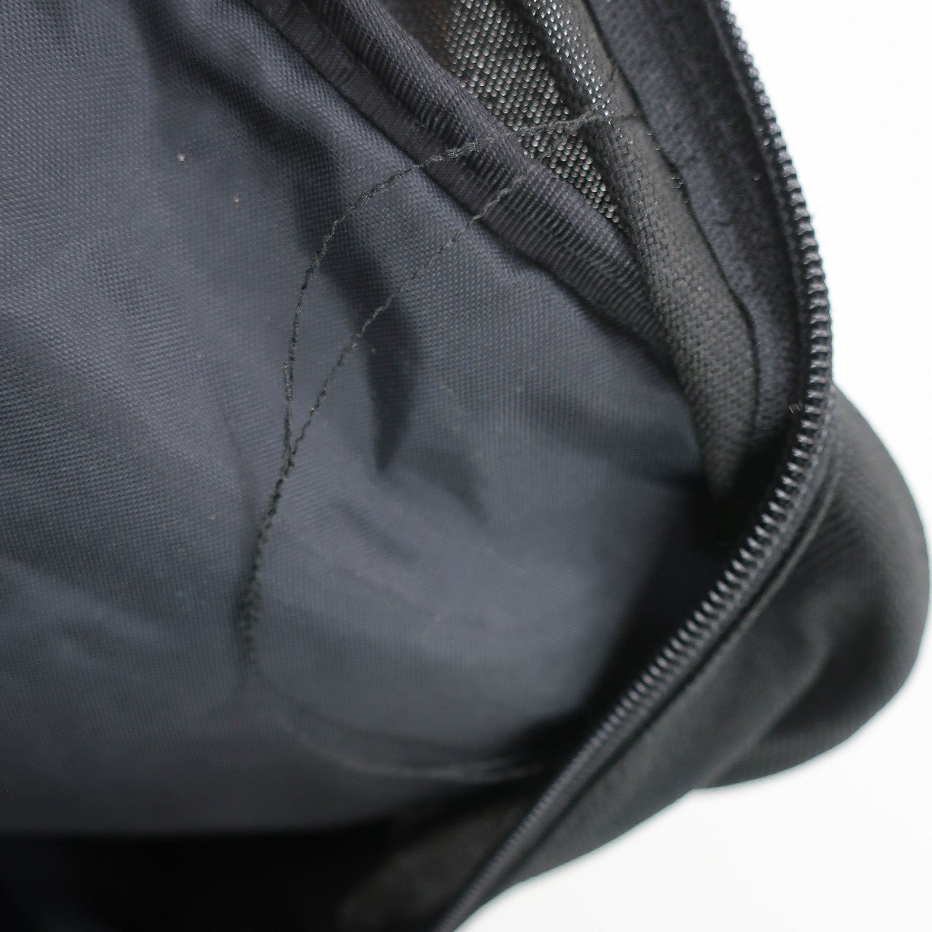 NIKE GOLF(ナイキゴルフ) シューズケース ゴールド黒 フリーサイズ B