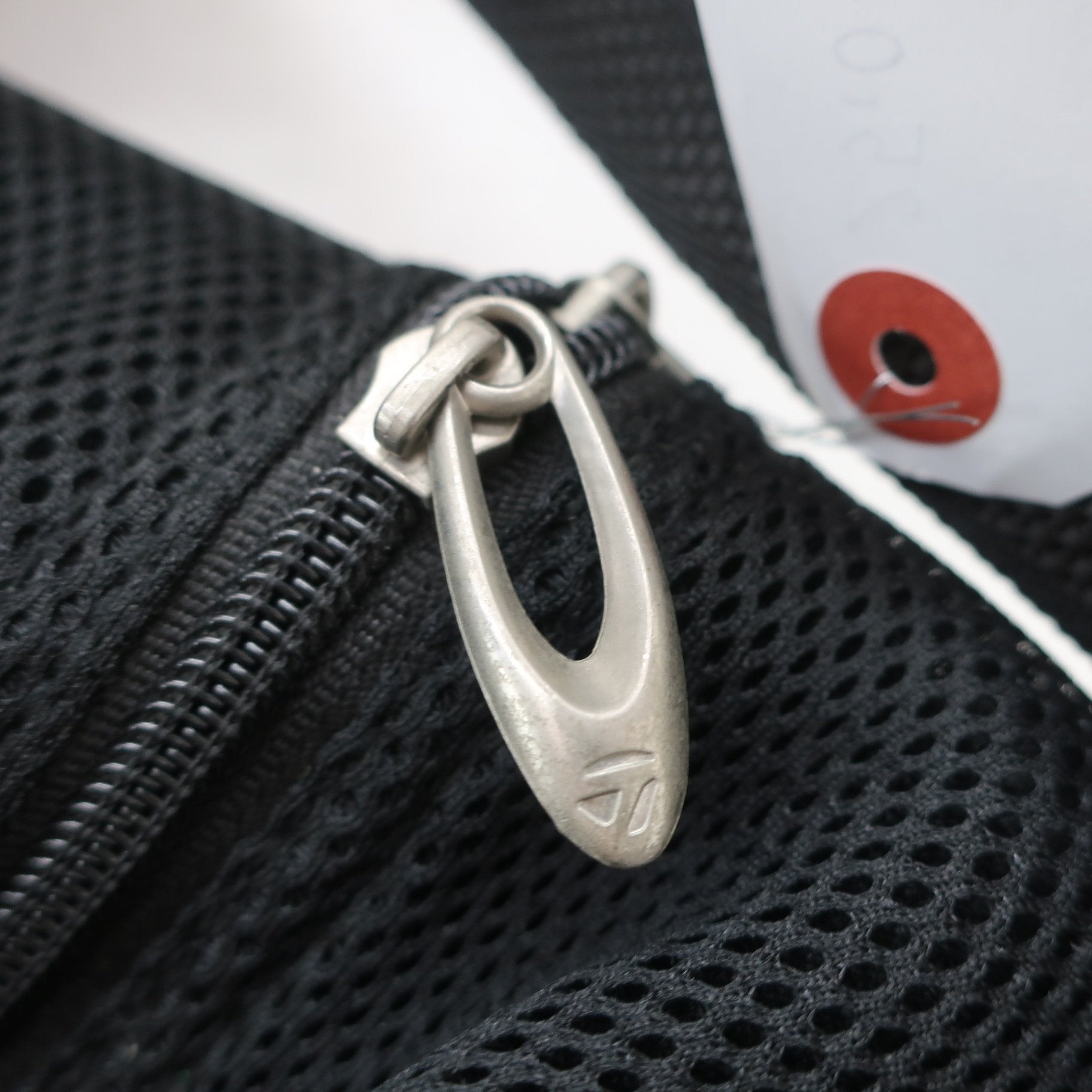 TaylorMade(テーラーメイド) シューズケース 黒赤 フリーサイズ B