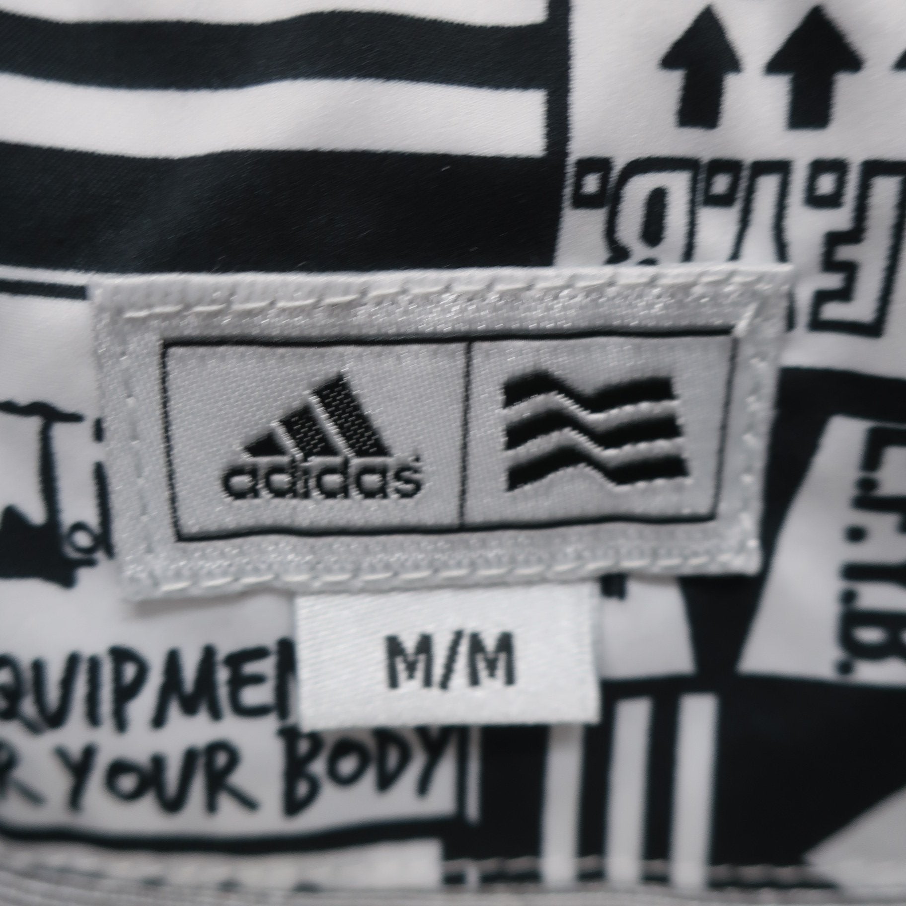 adidas(アディダス) ウィンドブレーカー 白黒総柄 レディース M A