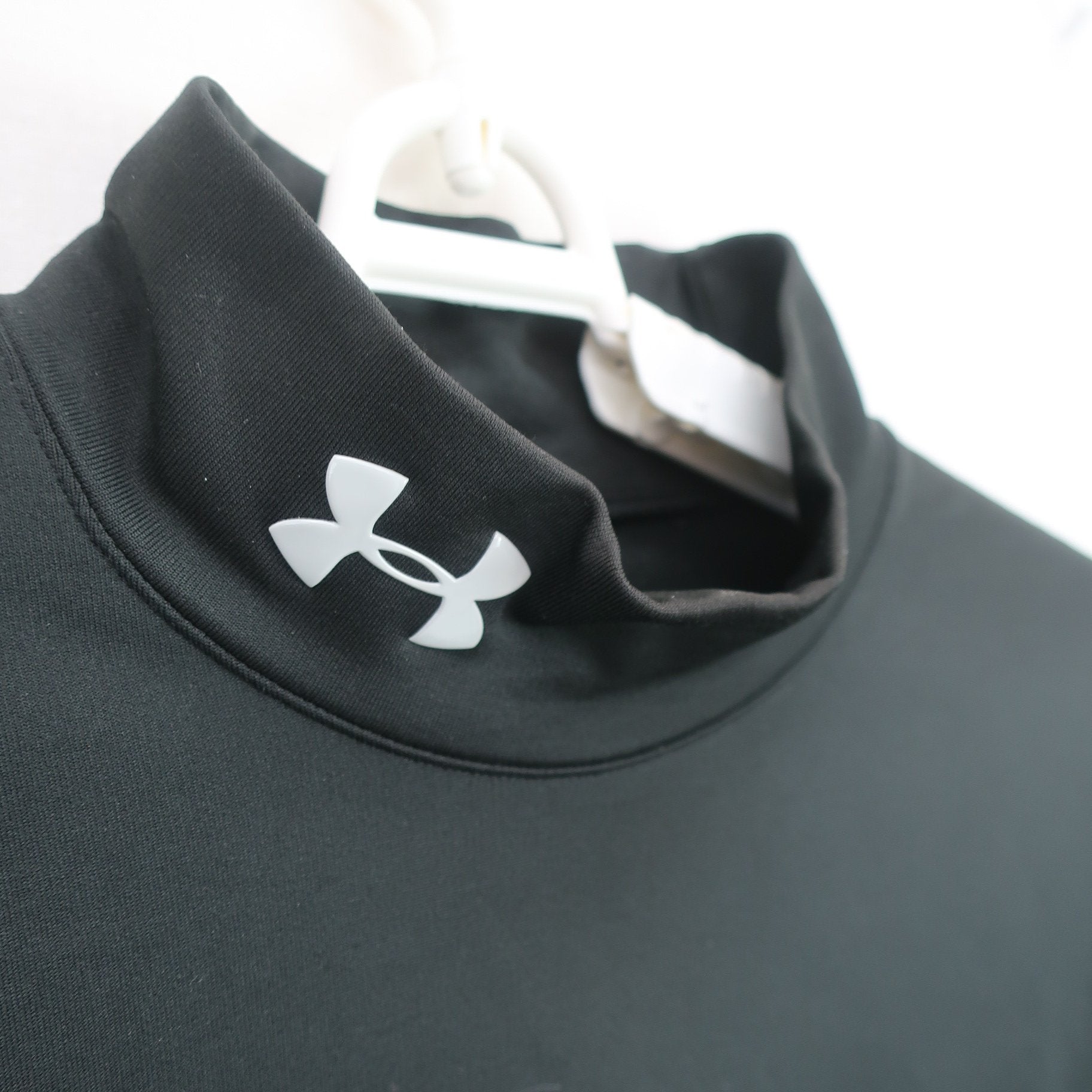 UNDER ARMOUR(アンダーアーマー) ハイネックシャツ 黒 レディース LG A