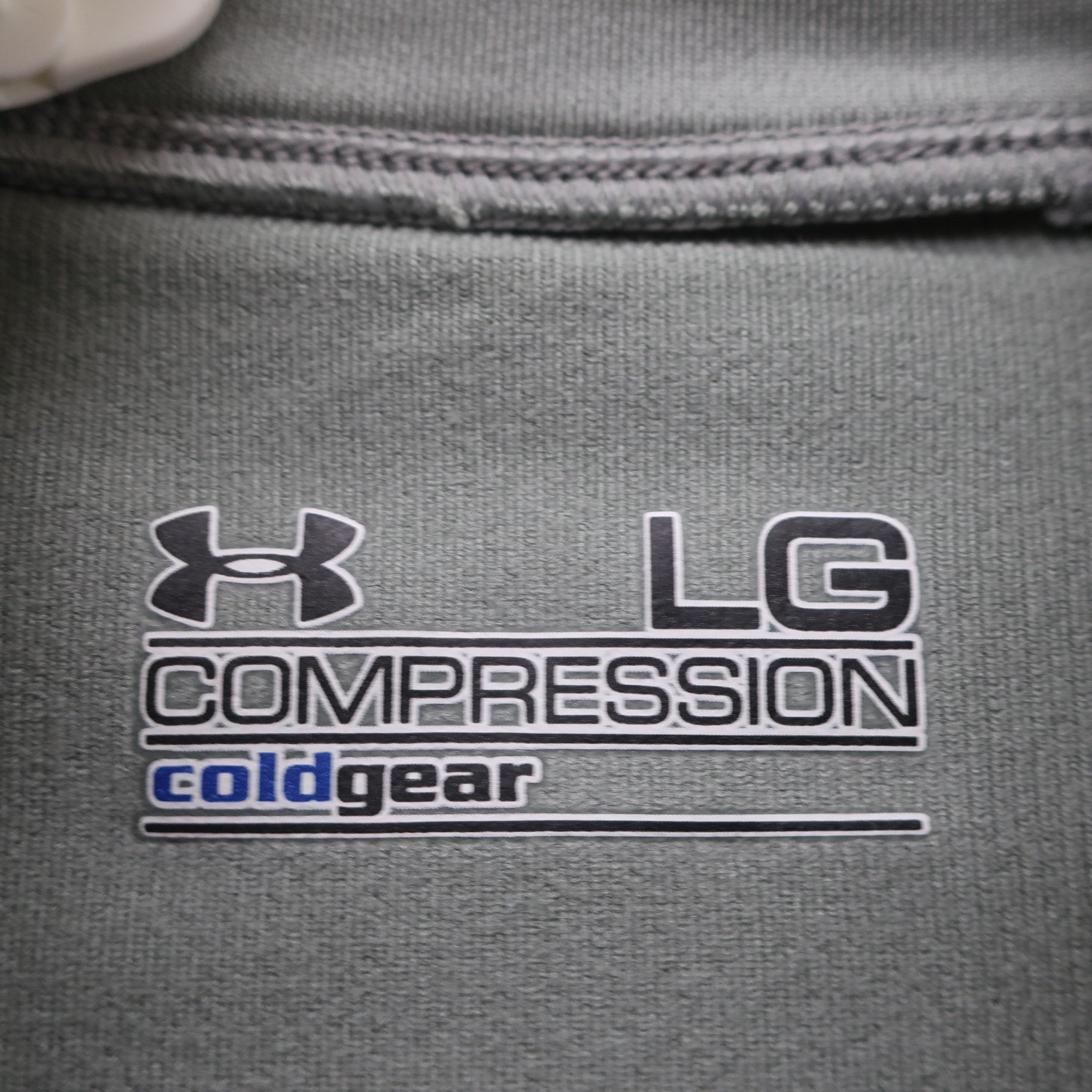UNDER ARMOUR(アンダーアーマー) ハイネックシャツ グレー レディース LG A