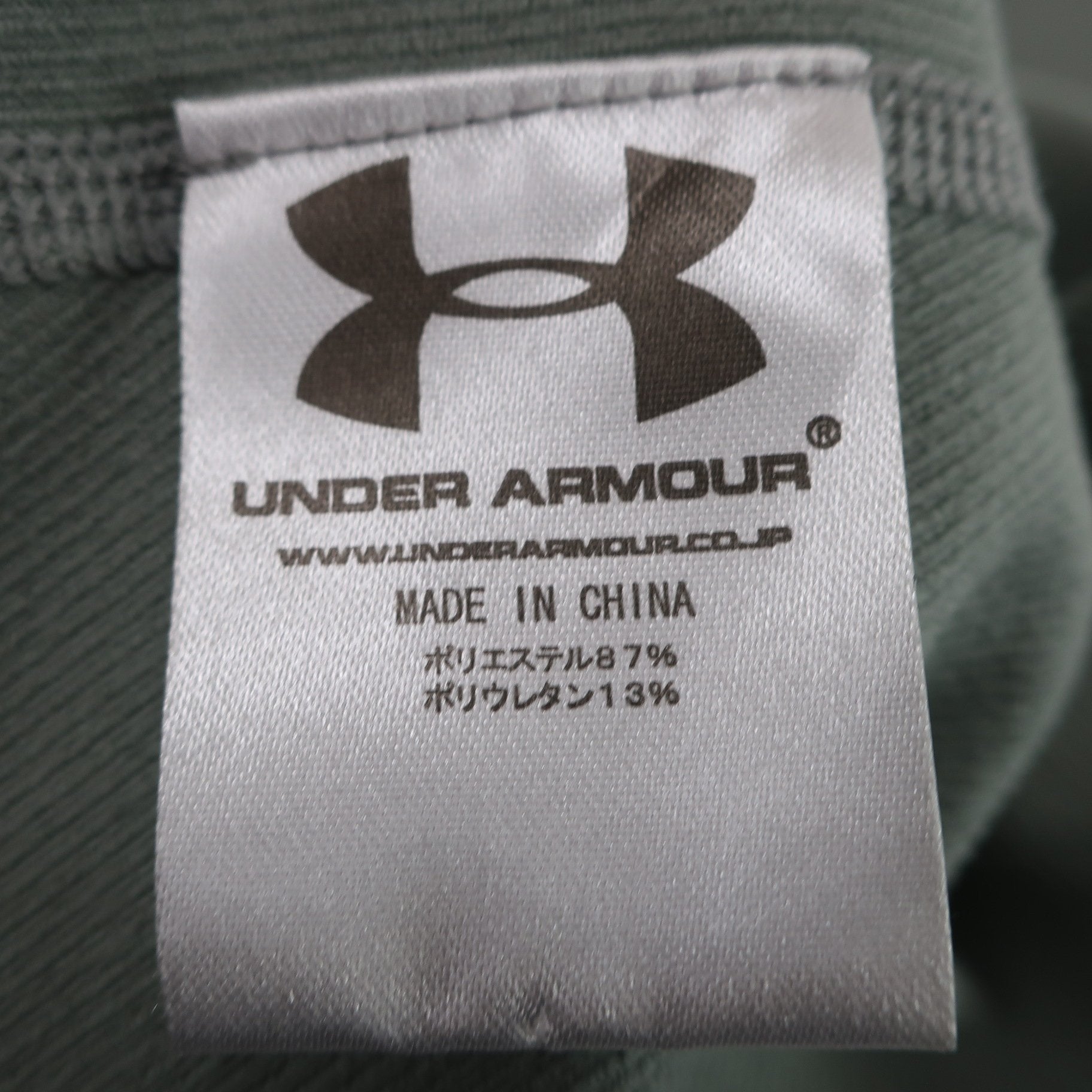 UNDER ARMOUR(アンダーアーマー) ハイネックシャツ グレー レディース LG A