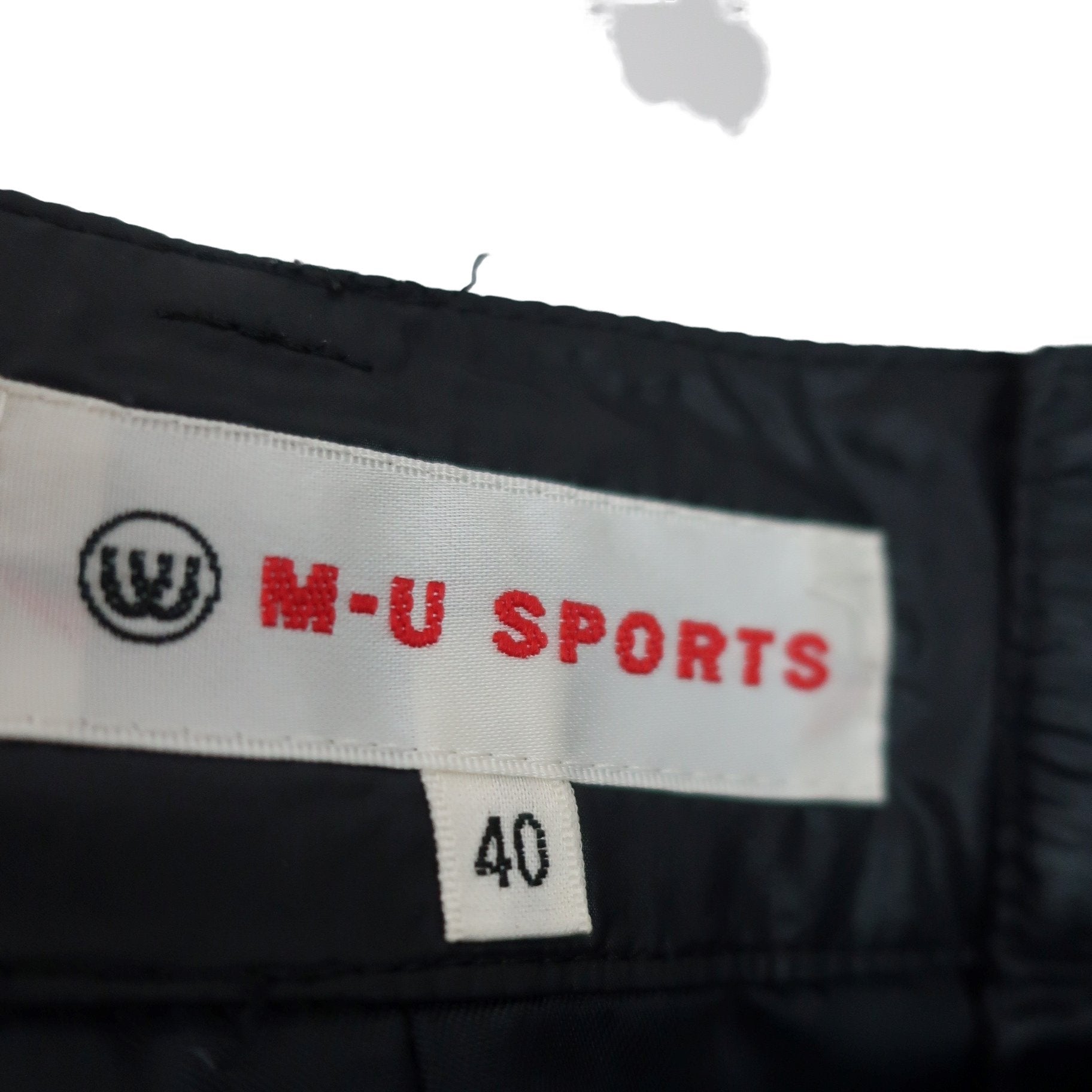 M.U SPORTS(エムユースポーツ) ナイロンパンツ 黒 レディース 40 B