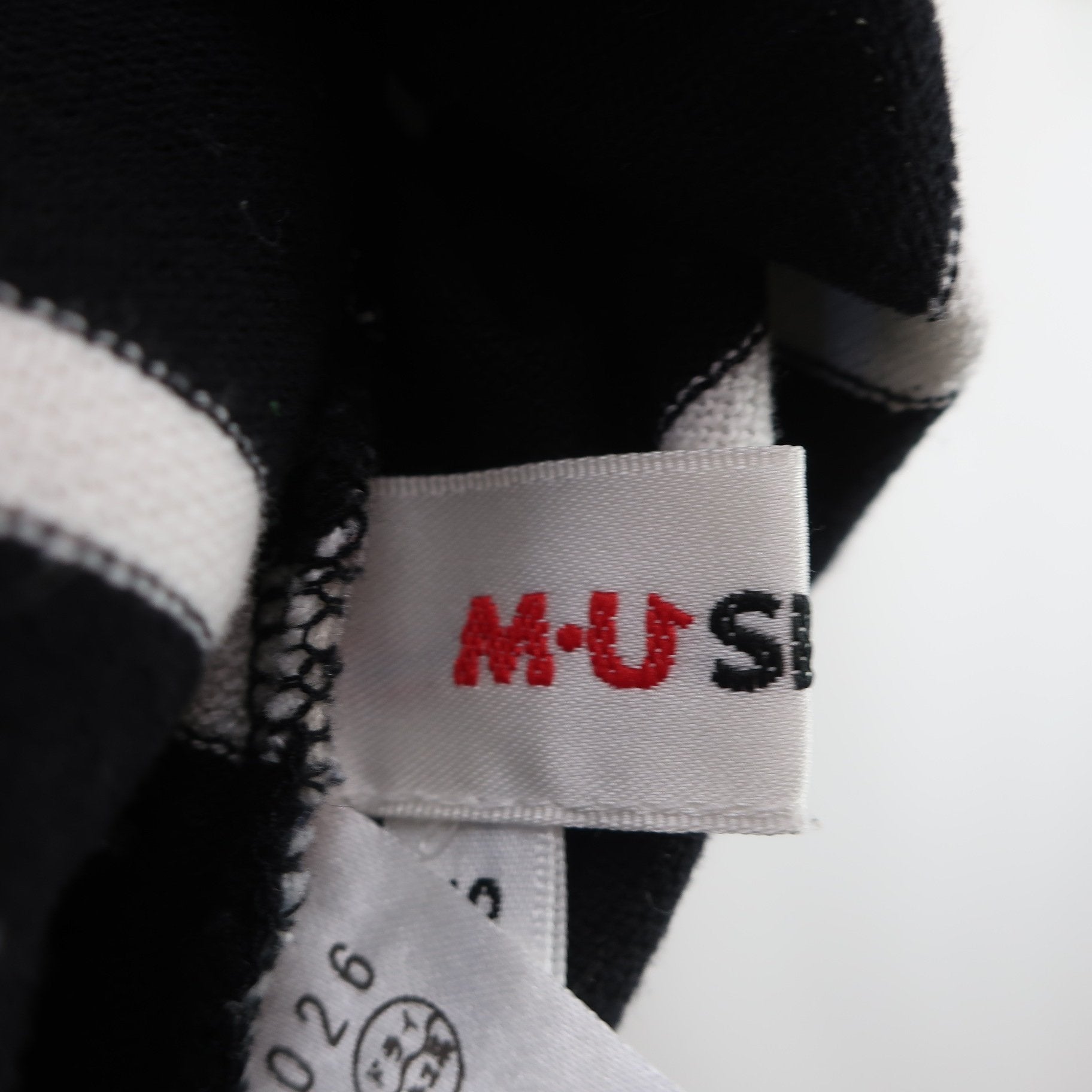 M.U SPORTS(エムユースポーツ) ポロシャツ 黒白ボーダー レディース 42 B