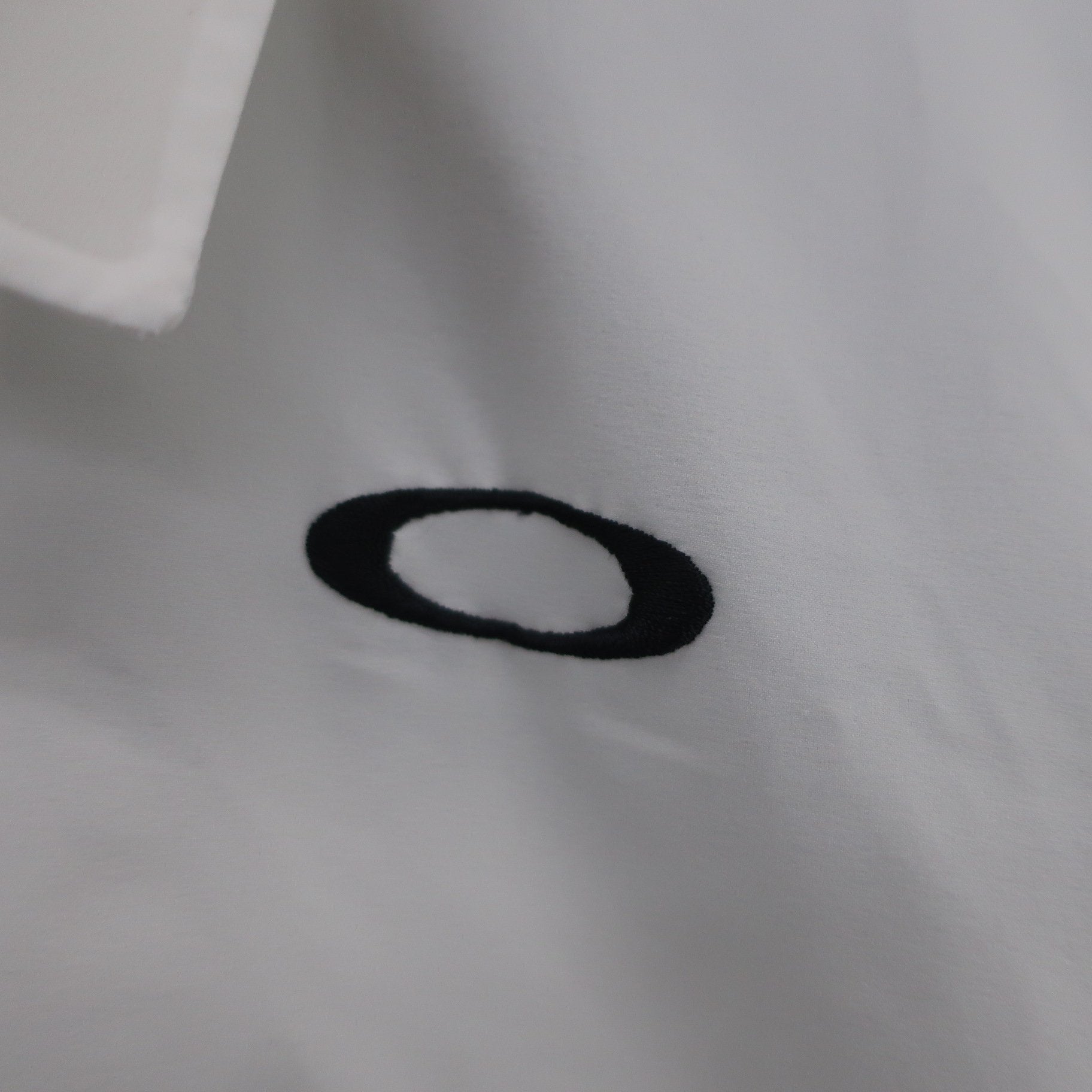 OAKLEY(オークリー) 長袖シャツ 白黒 メンズ XL A