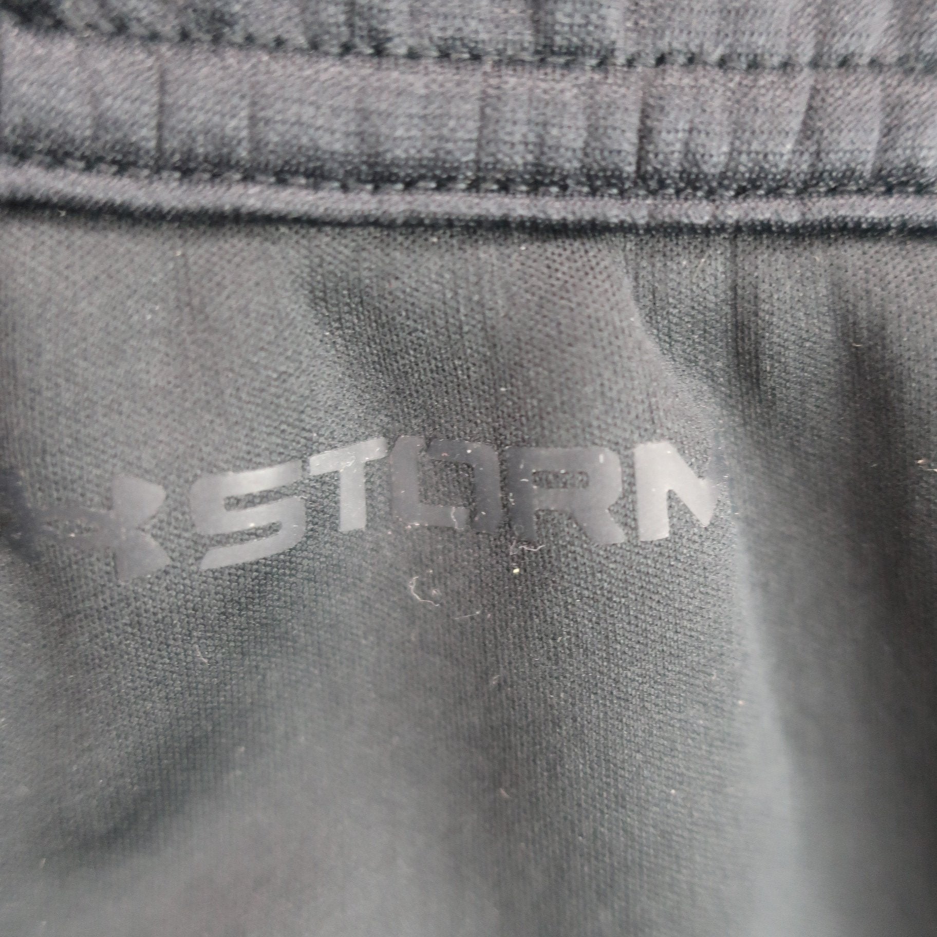 UNDER ARMOUR(アンダーアーマー) パンツ 黒 メンズ SM A