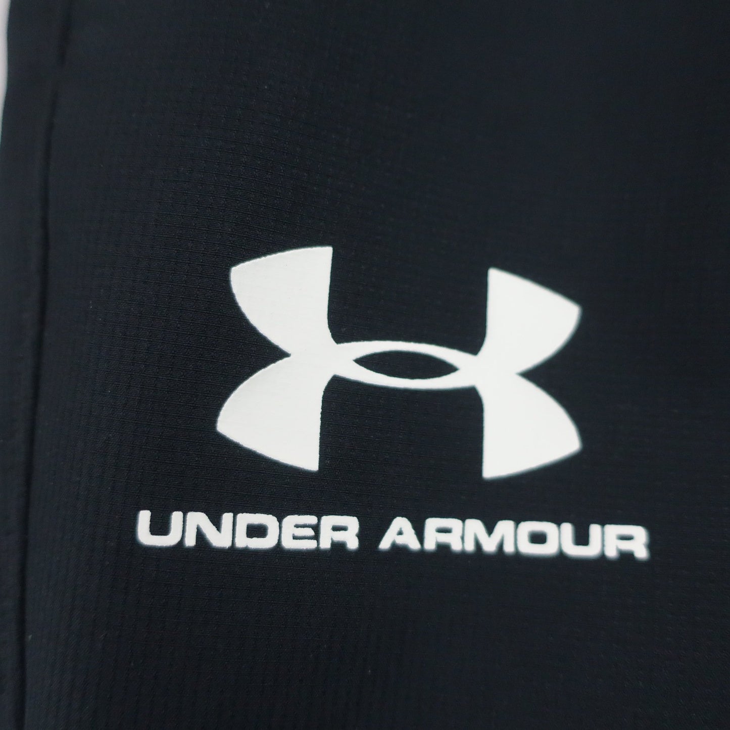 UNDER ARMOUR(アンダーアーマー) ナイロンパンツ 黒 メンズ SM A