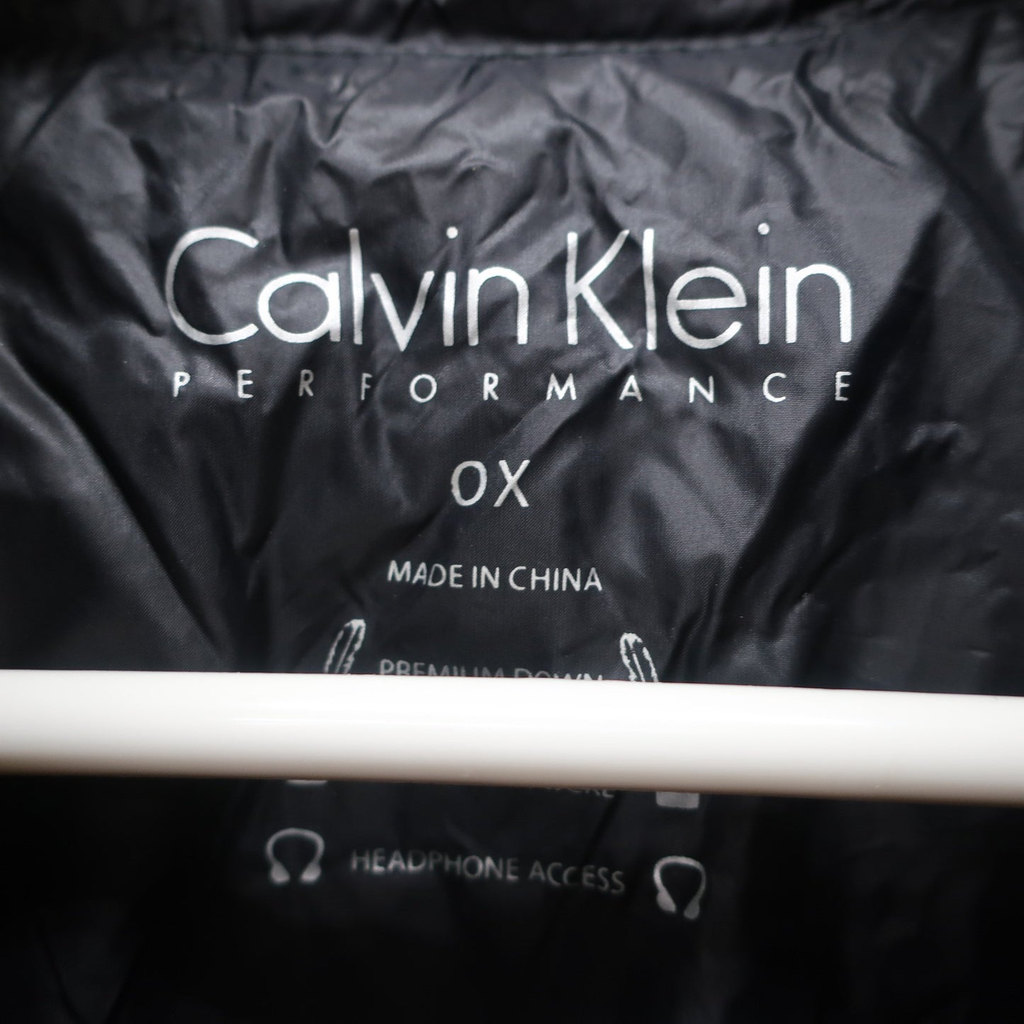 Calvin Klein(カルバンクライン) 中綿ジャケット 黒 レディース OX B