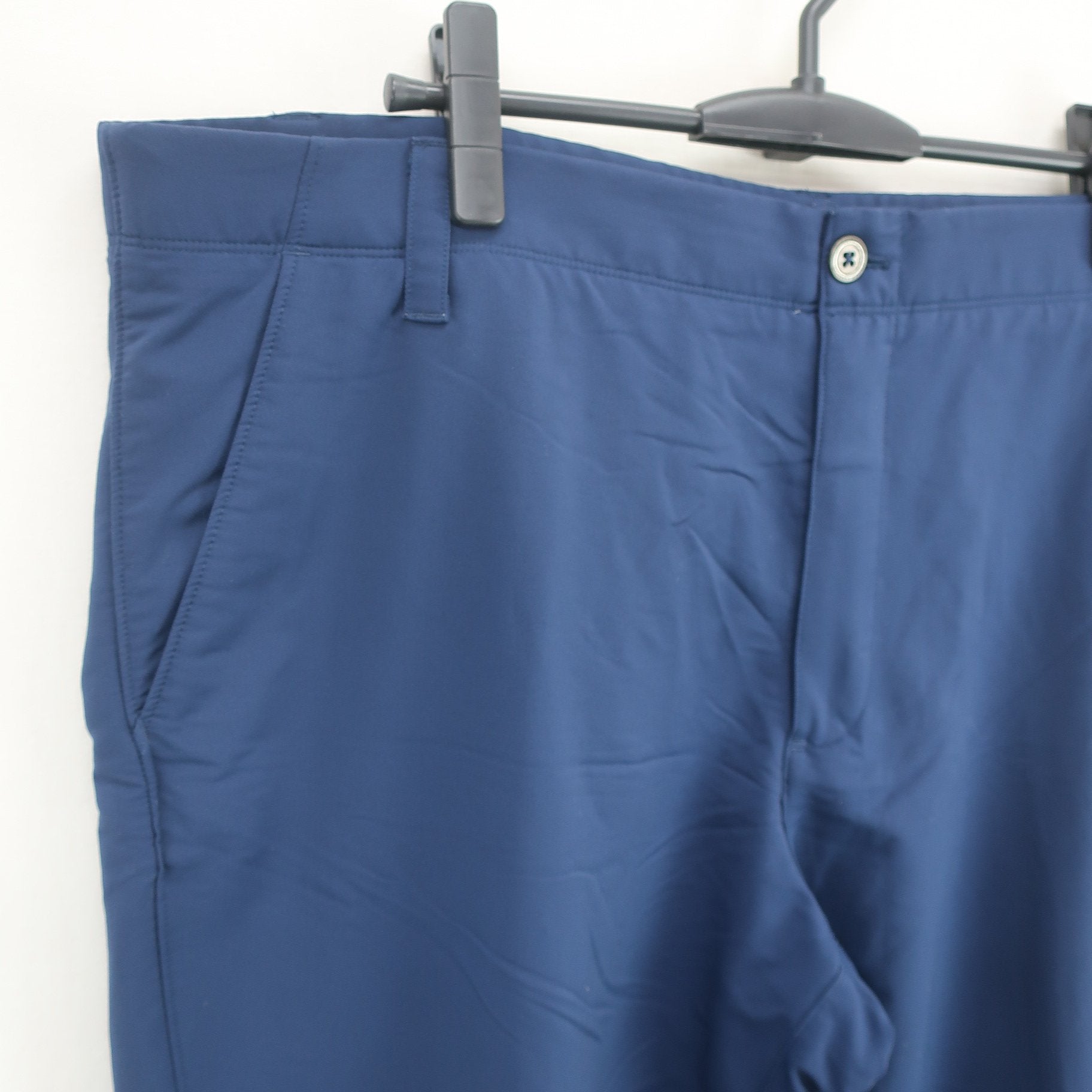 UNDER ARMOUR(アンダーアーマー) パンツ ネイビー メンズ 42 /30 A