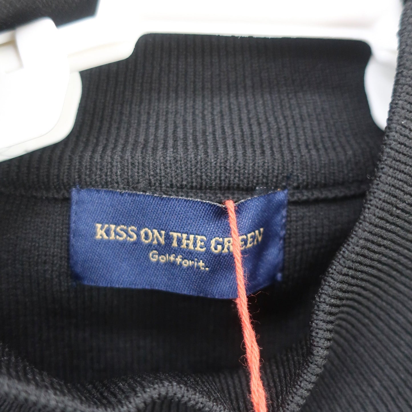KISS ON THE GREEN(キスオンザグリーン) 軽量ハイネックセーター 黒 レディース 2(M) N