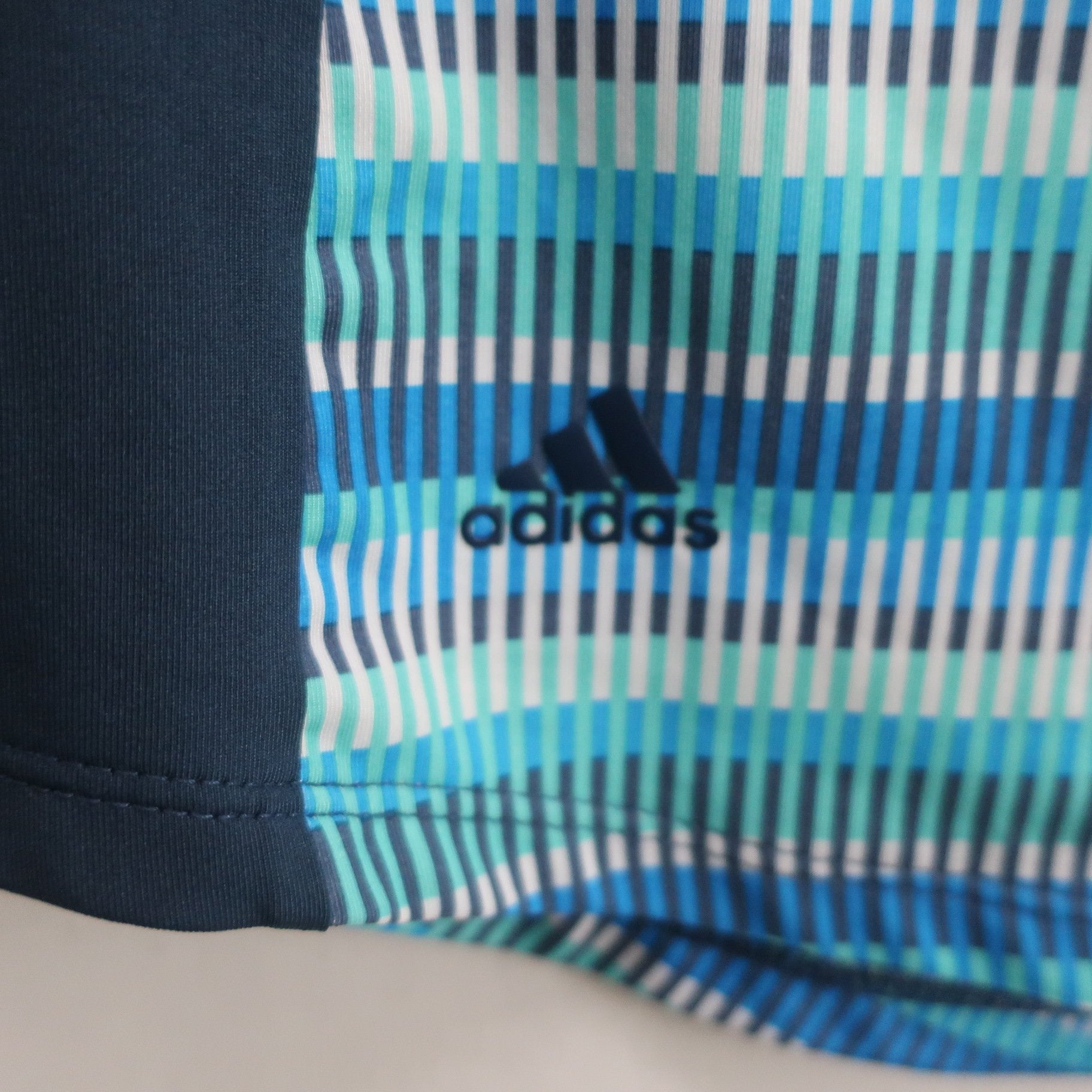 adidas(アディダス) ノースリーブポロシャツ 青系総柄 レディース L A