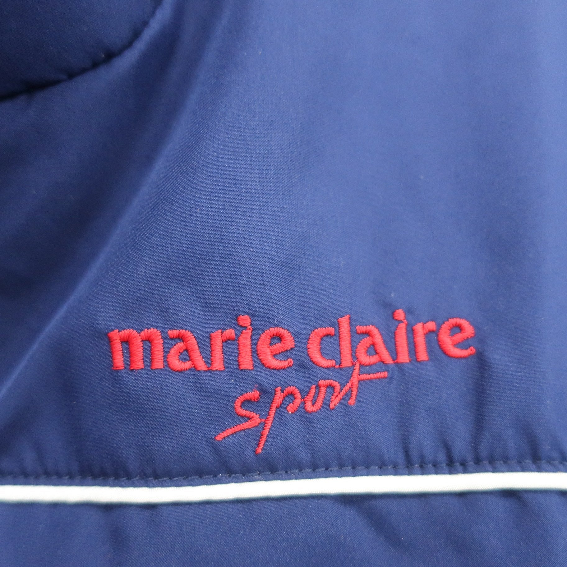 marie claire sport(マリ・クレール・スポーツ) フルジップナイロンジャケット 青 レディース L A