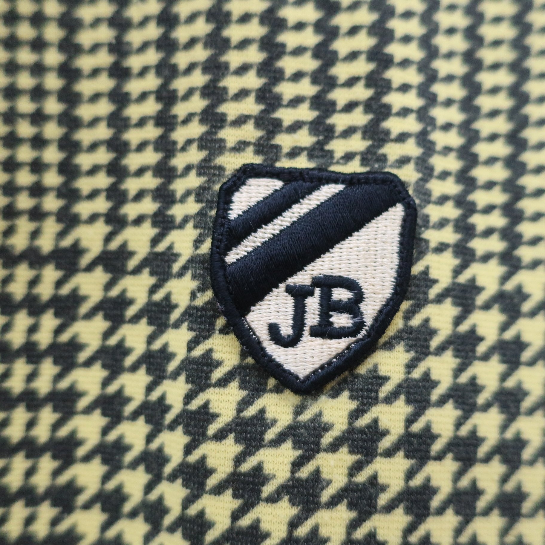 Jack Bunny(ジャックバニー) ポロシャツ 黄色黒総柄 メンズ 5 262-0160237 B