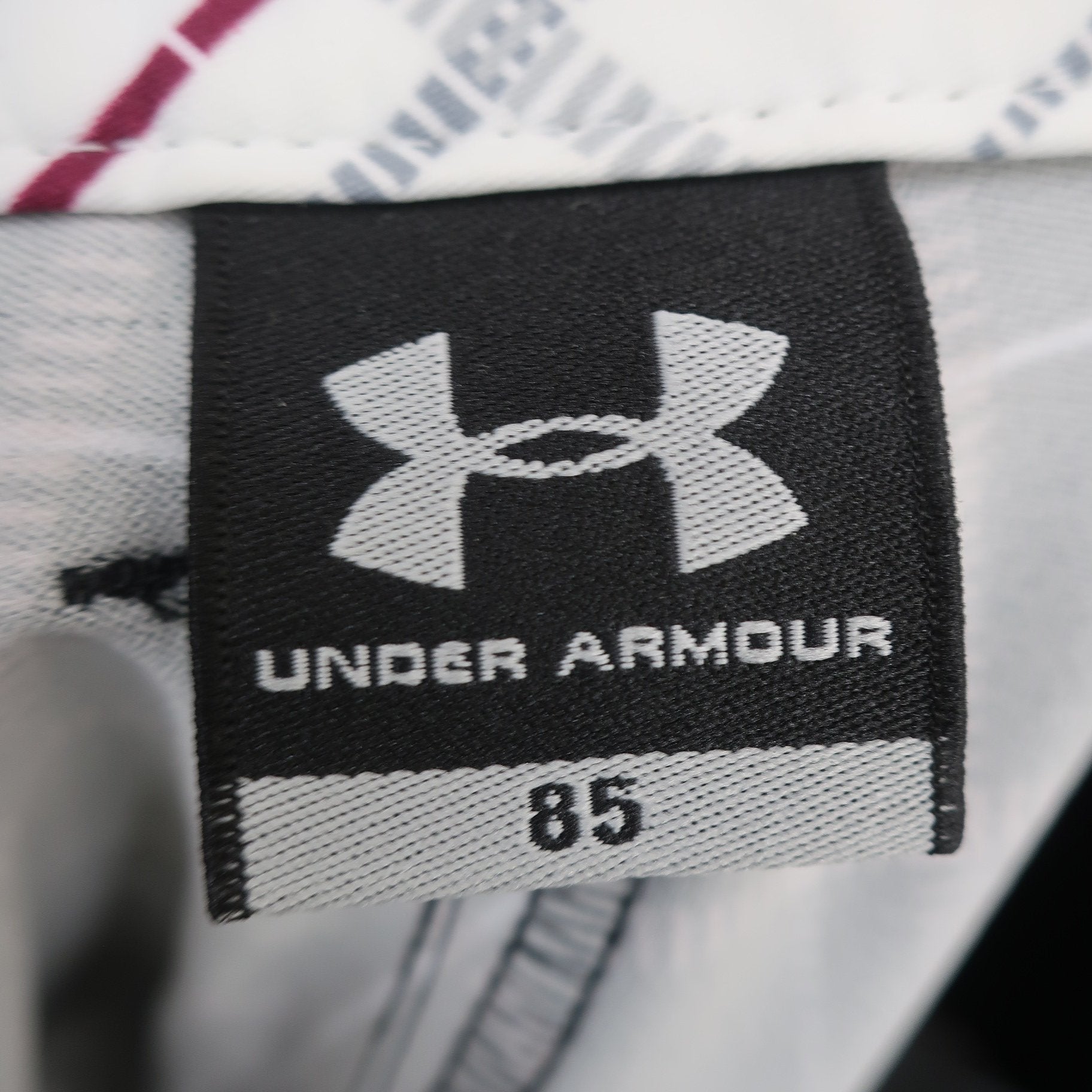 UNDER ARMOUR(アンダーアーマー) ハーフパンツ 黒グレーチェック メンズ 85 A