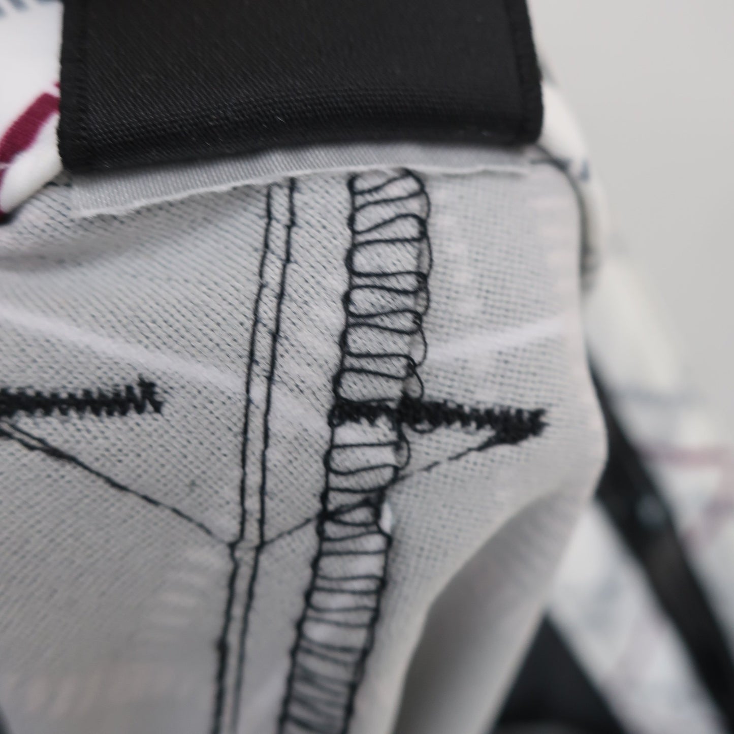 UNDER ARMOUR(アンダーアーマー) ハーフパンツ 黒グレーチェック メンズ 85 A