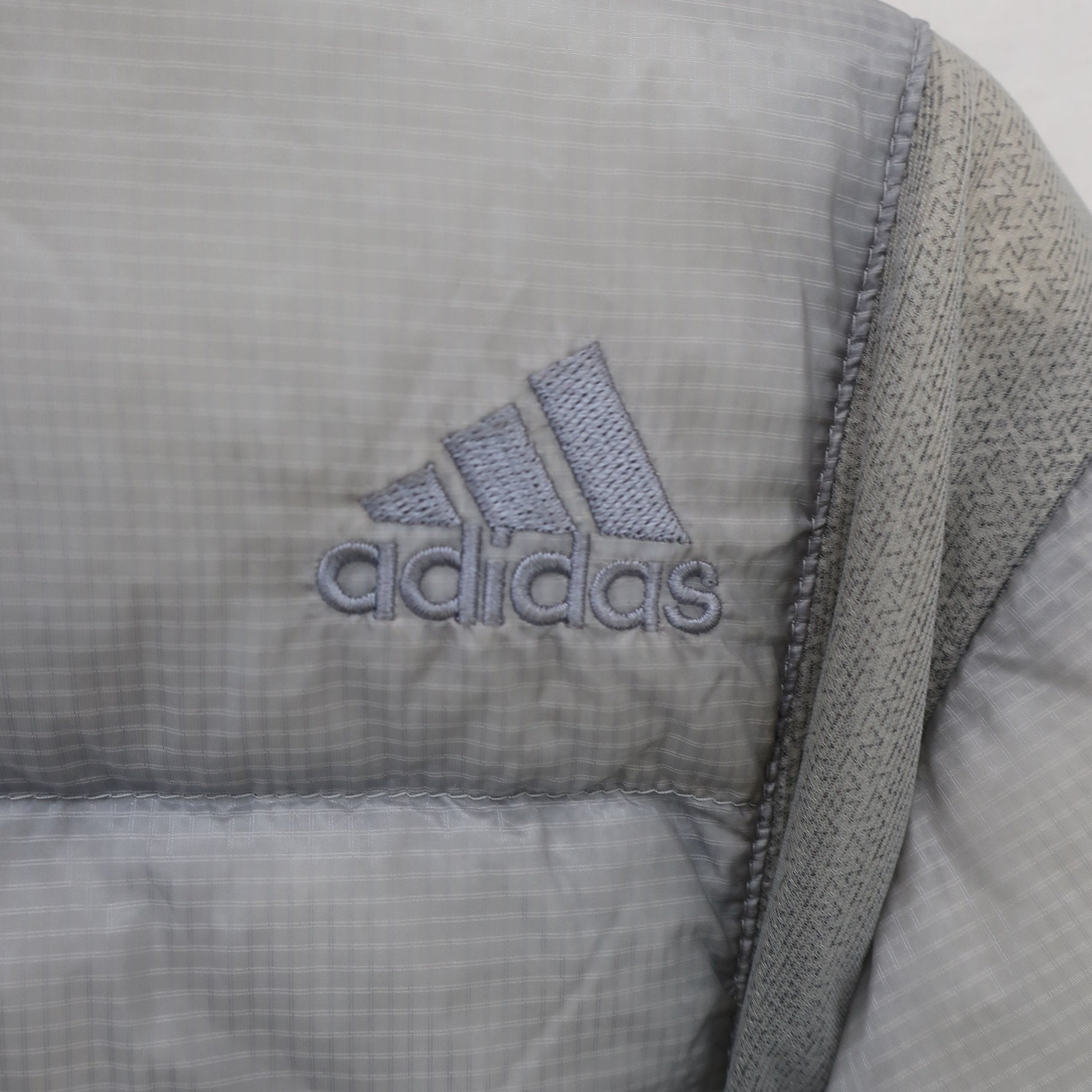 adidas(アディダス) 中綿ジャケット グレー メンズ M A