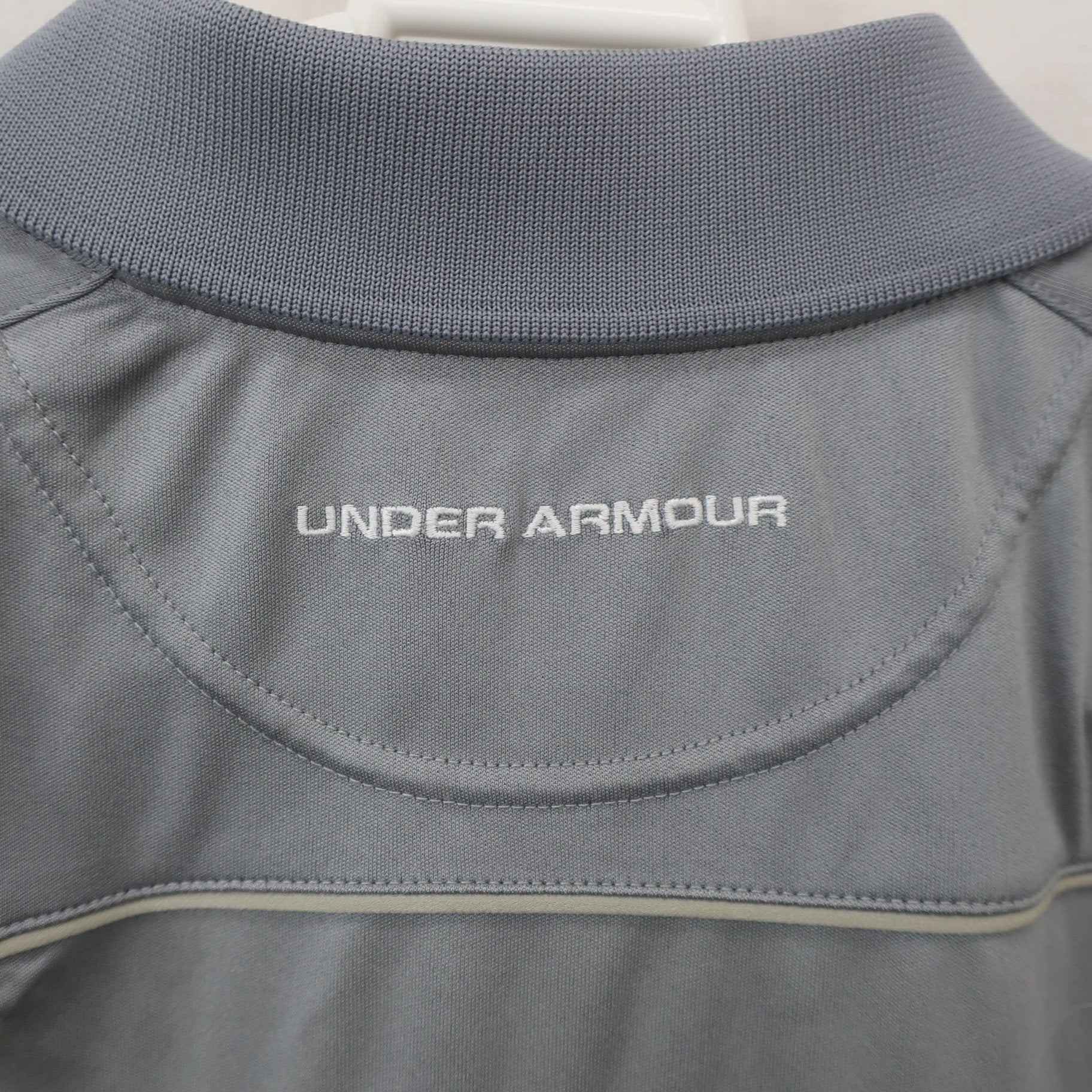 UNDER ARMOUR(アンダーアーマー) ポロシャツ グレー メンズ MD A