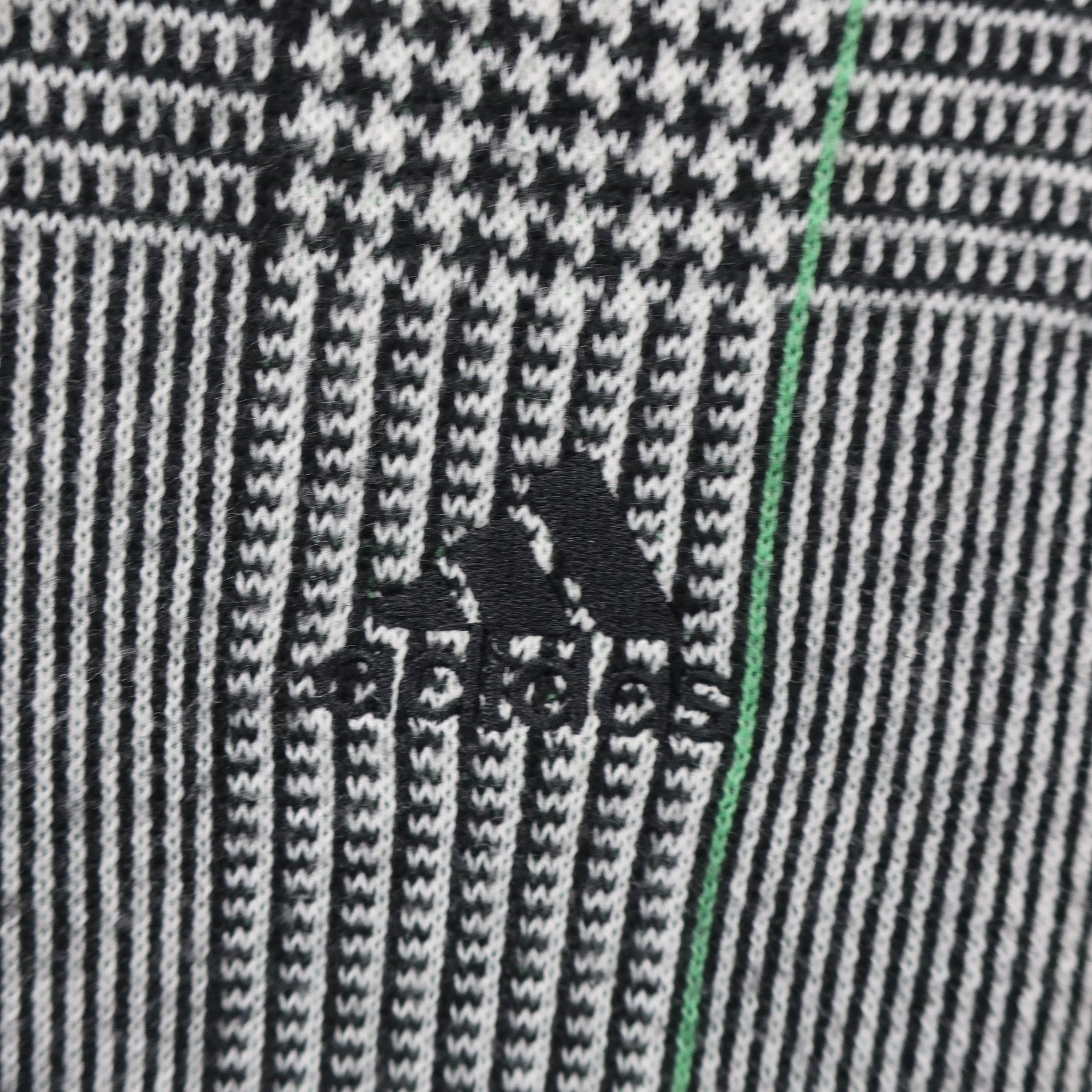 adidas(アディダス) セーター 白黒総柄 レディース M A