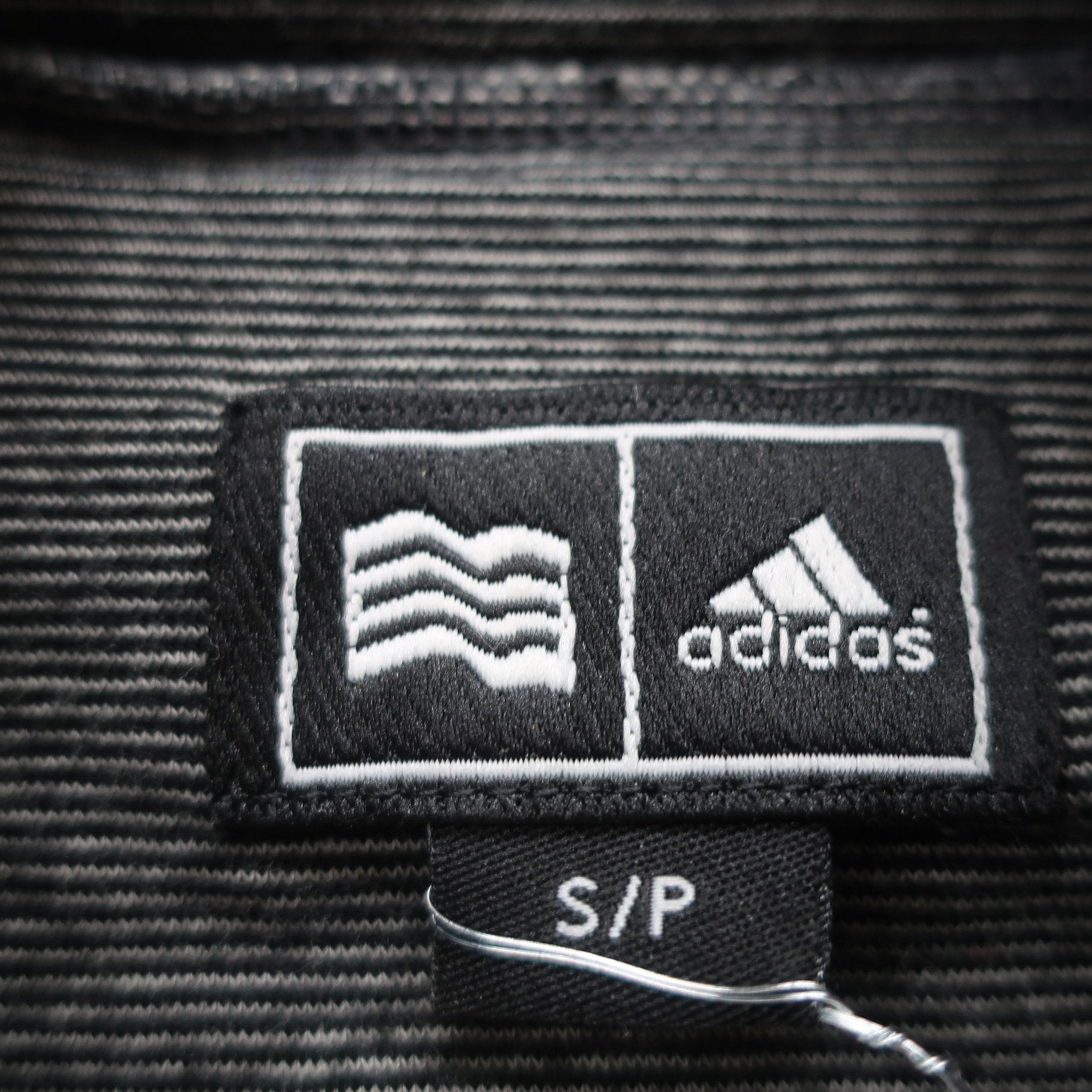 adidas(アディダス) ハイネックシャツ 黒系ボーダー メンズ S A
