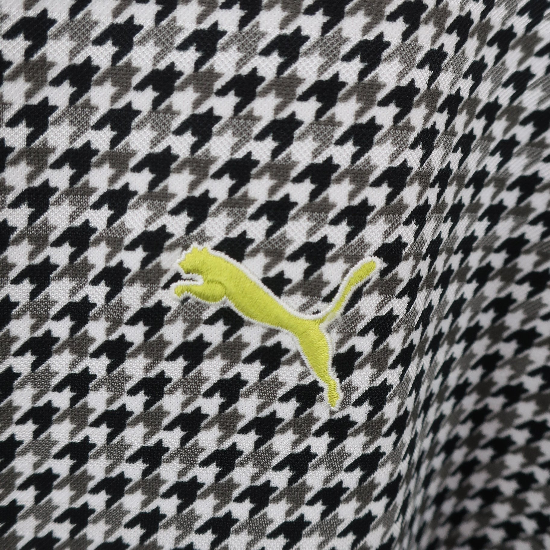 PUMA GOLF(プーマゴルフ) ポロシャツ 白黒グレー千鳥柄 メンズ L A