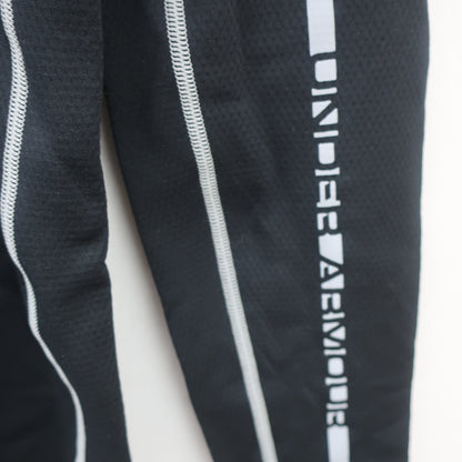 UNDER ARMOUR(アンダーアーマー) ハイネックシャツ 黒 メンズ MD A