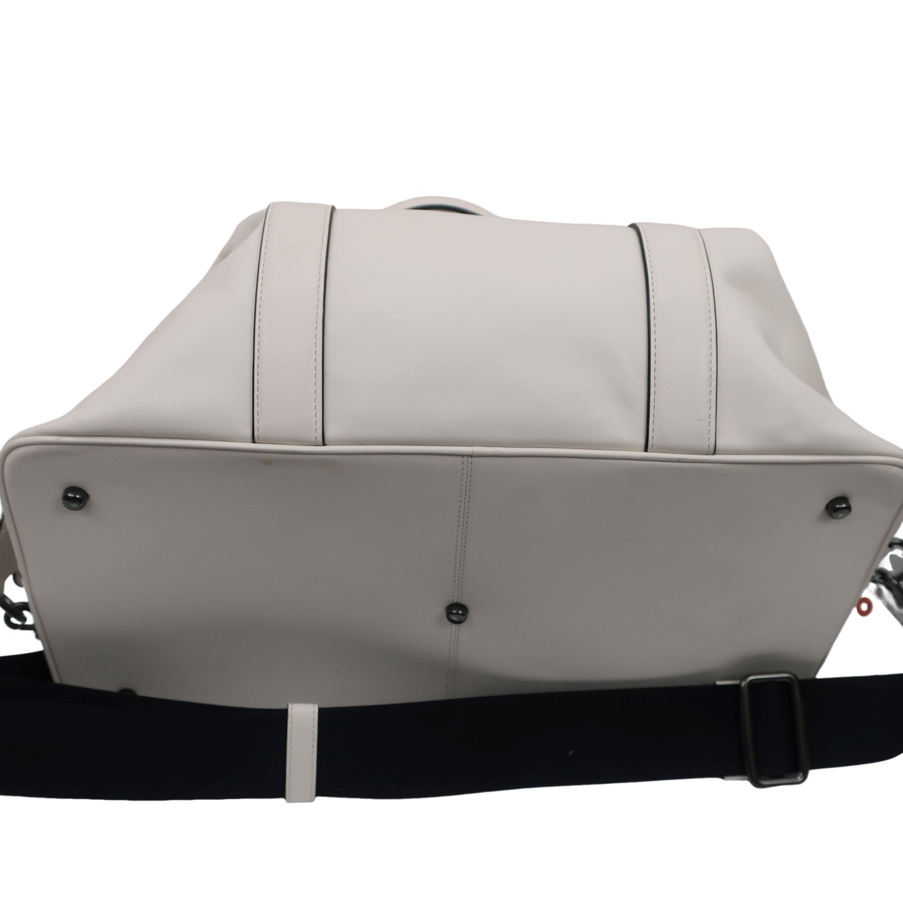 COACH1 レザーショルダーバッグ ホワイト C1980ーF72950 A
