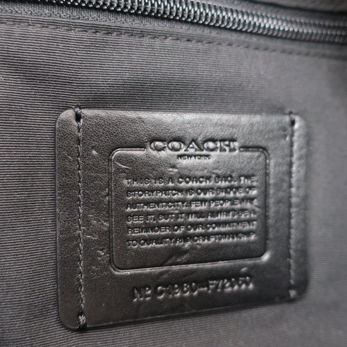 COACH1 レザーショルダーバッグ ホワイト C1980ーF72950 A