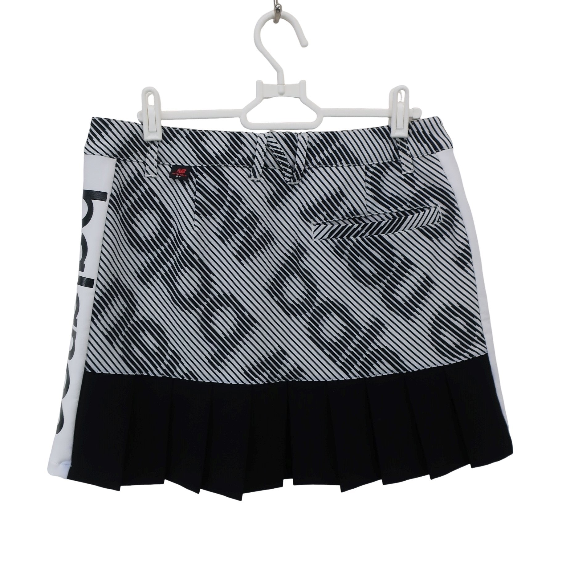 New Balance golf(ニューバランスゴルフ) スカート 白黒総柄 レディース 2 012-2234503 A