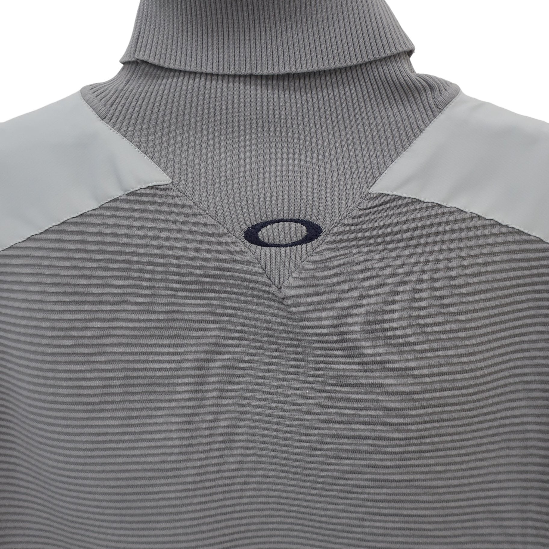 OAKLEY(オークリー) ハイネックトレーナー グレー白 メンズ M A