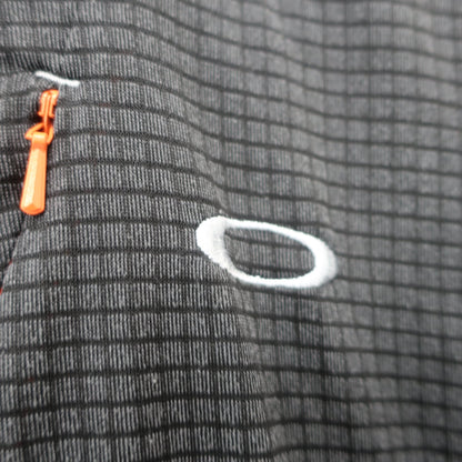OAKLEY(オークリー) パーカー 黒系チェック メンズ M B