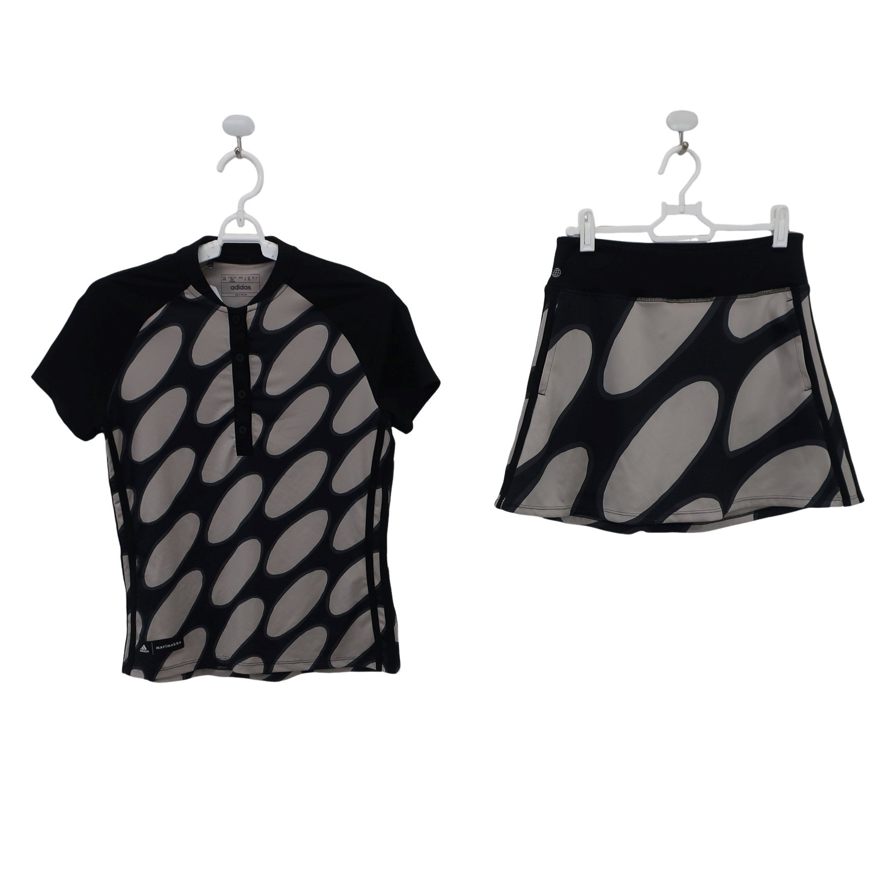adidas(アディダス) ポロシャツ&スカート セットアップ 黒ベージュ レディース S A