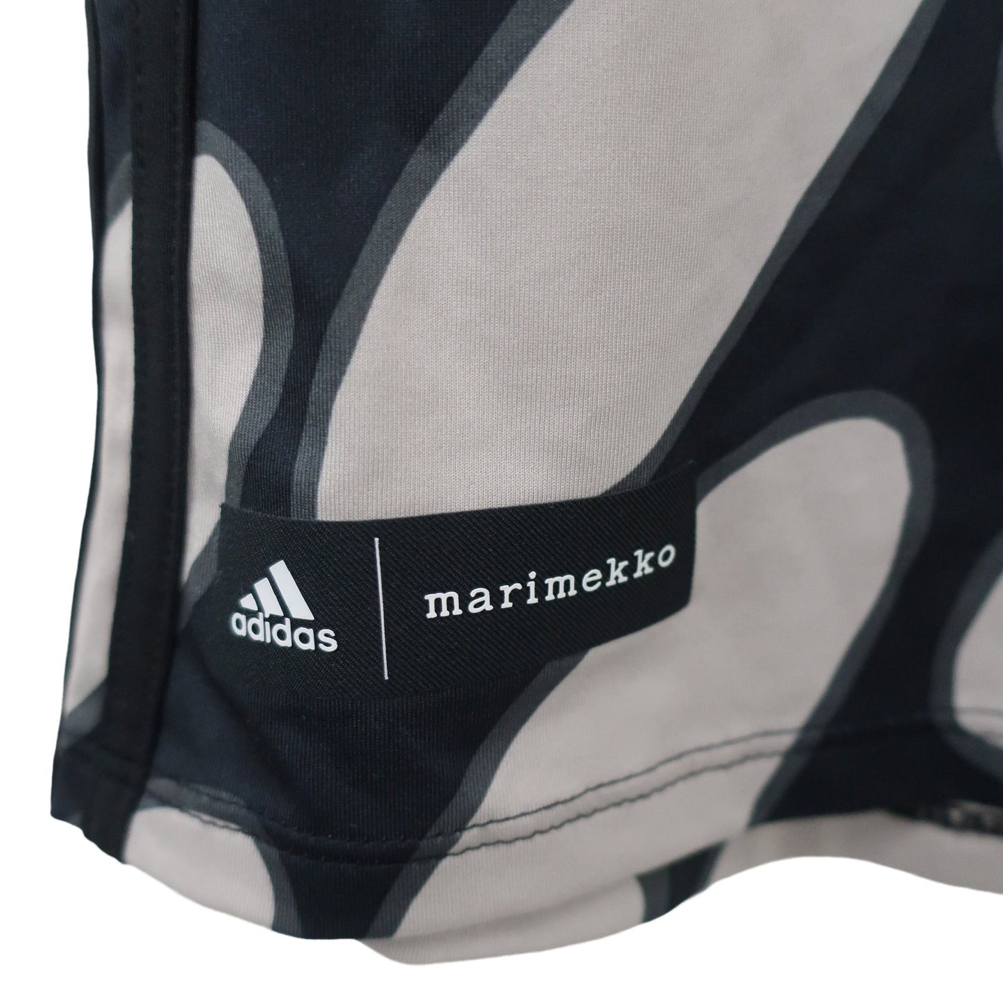 adidas(アディダス) ポロシャツ&スカート セットアップ 黒ベージュ レディース S A